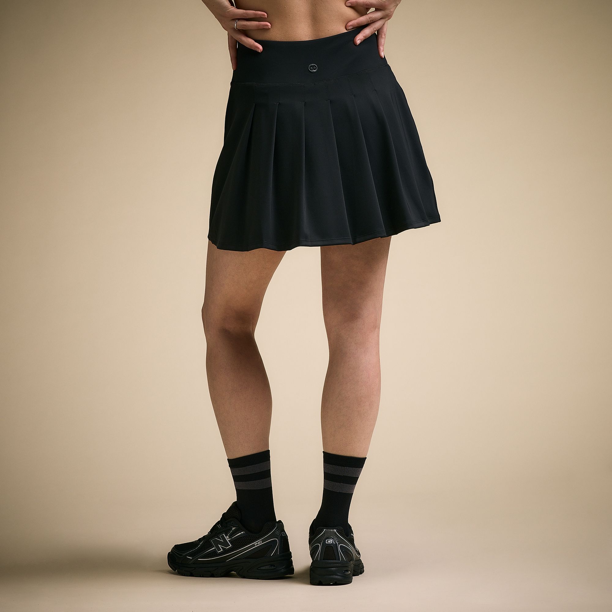 CALIA Women's Back Pleated 16" Skort product image