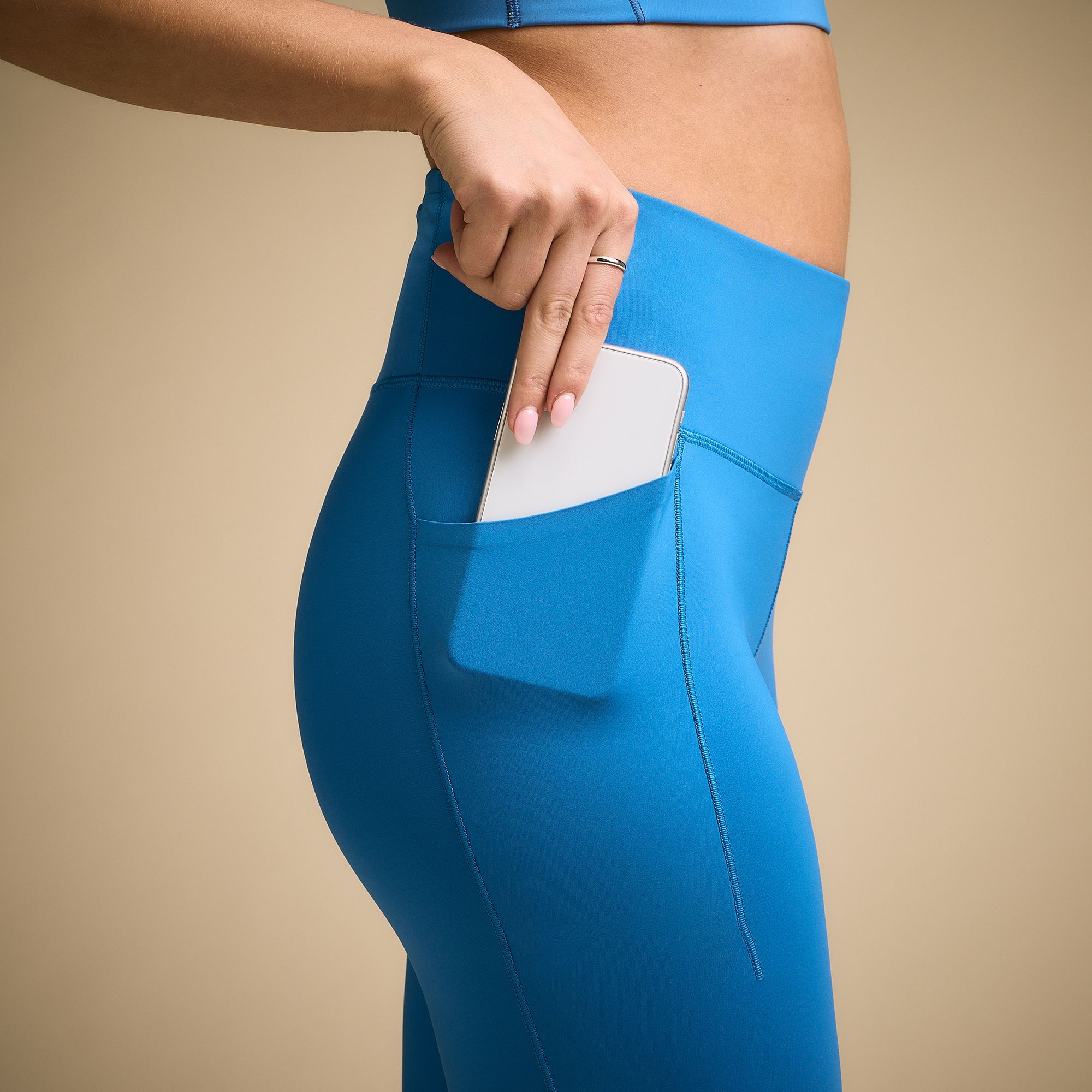 CALIA Women's PowerMove 7/8 Pocket Legging 2.0 product image