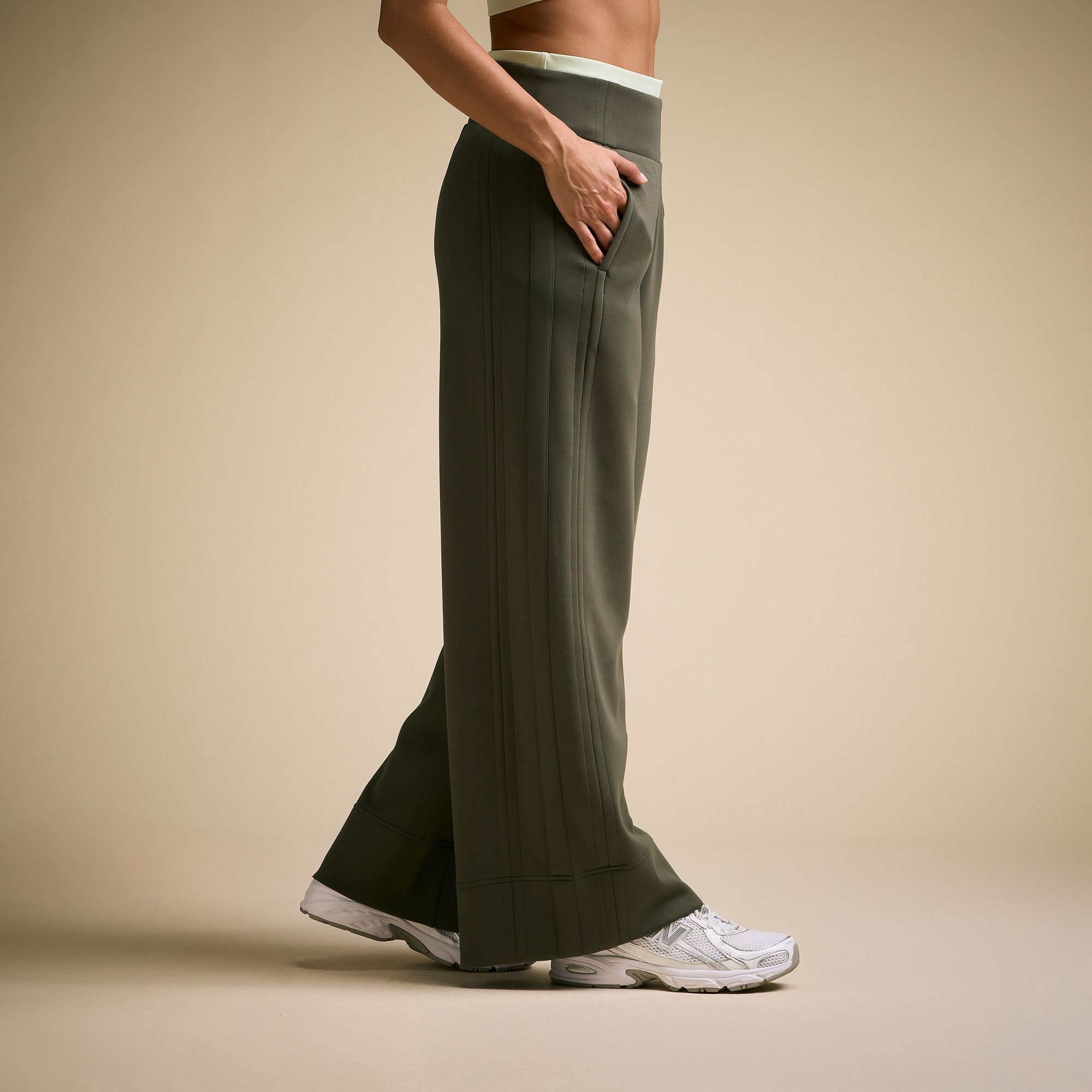 CALIA Women's Sandwash Wide Leg Pant product image