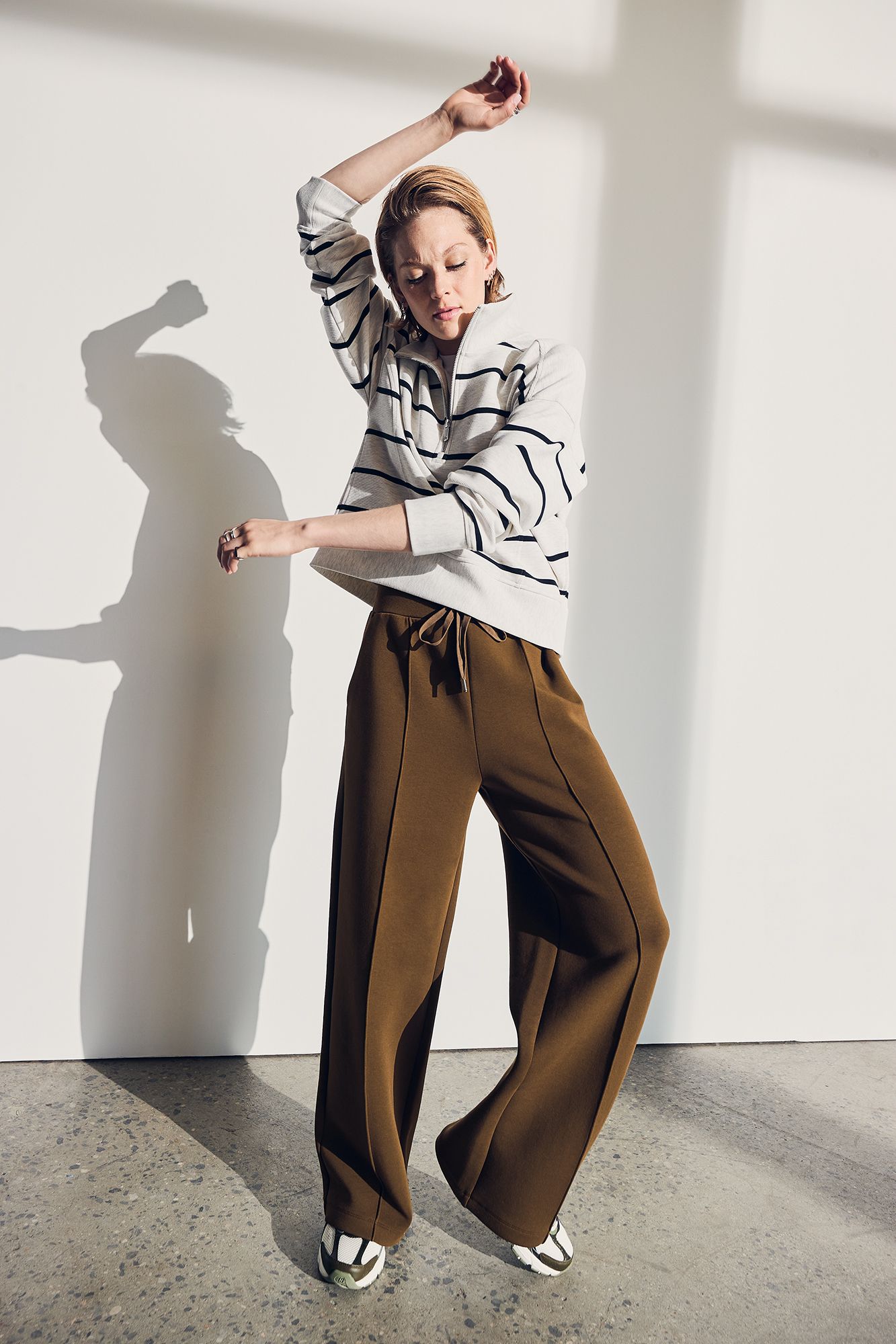 CALIA Women's Soft Scuba Wide Leg Pant product image