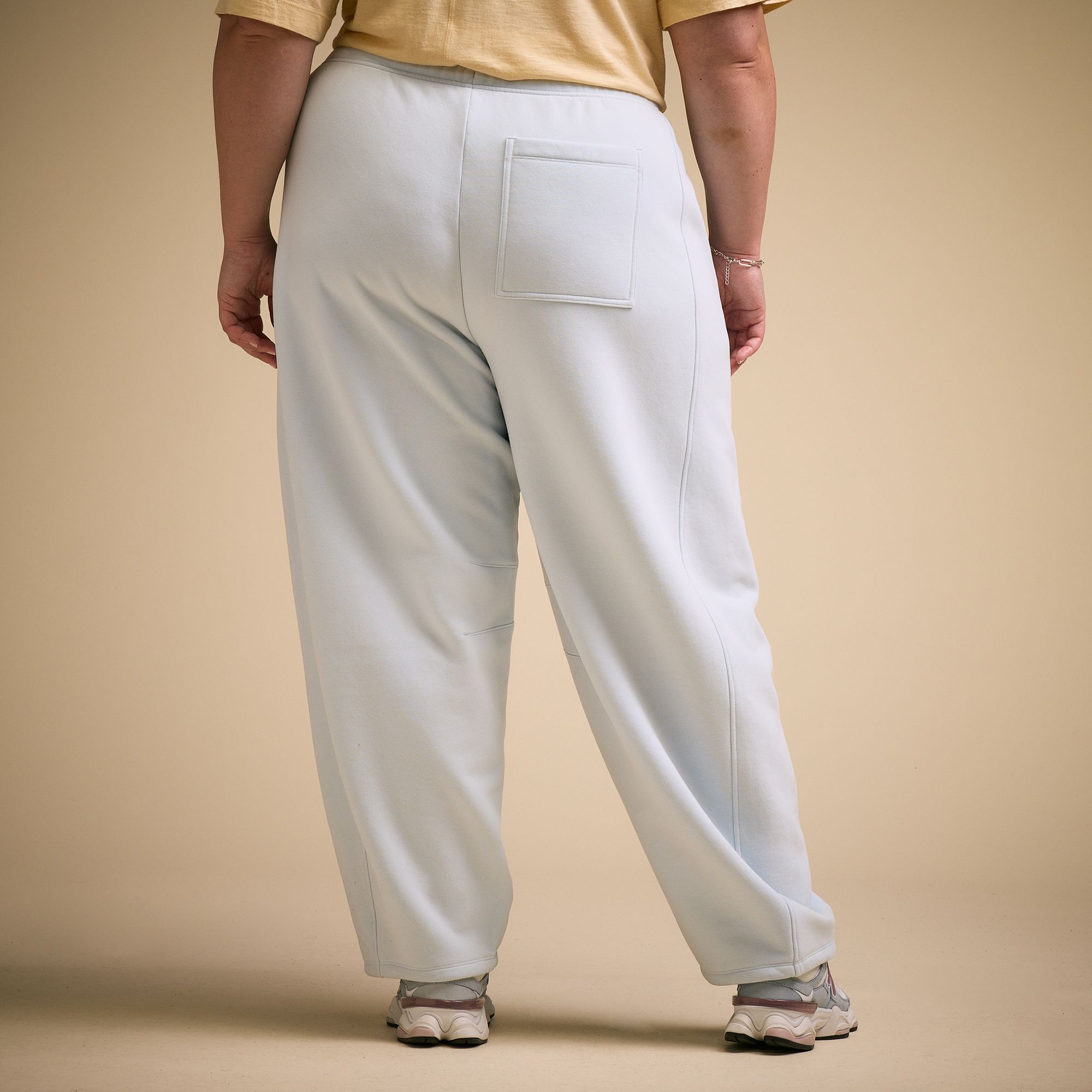 CALIA Women's Washed Cotton Fleece Barrel Sweatpant product image