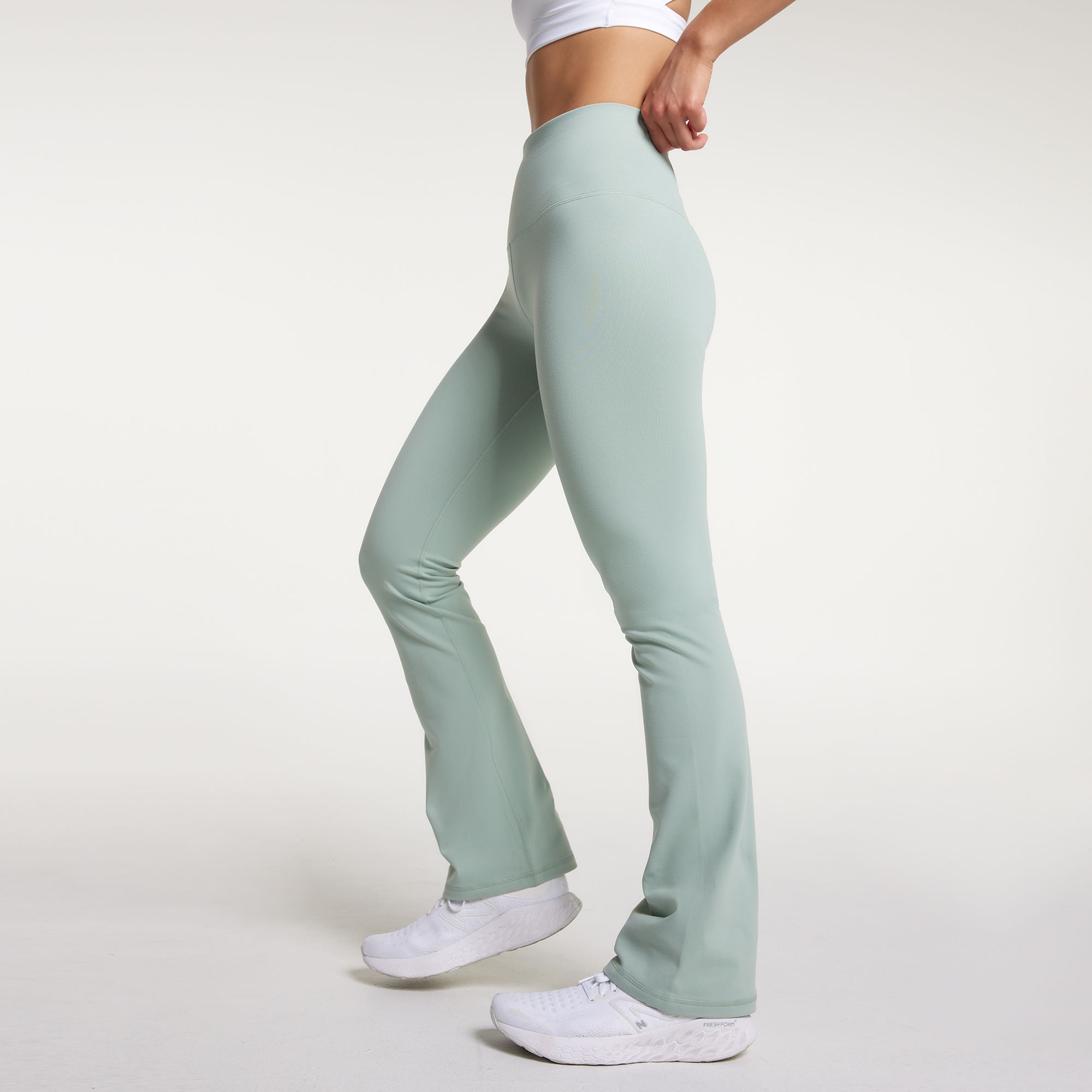 CALIA Women's Core Essential Flare Pant product image