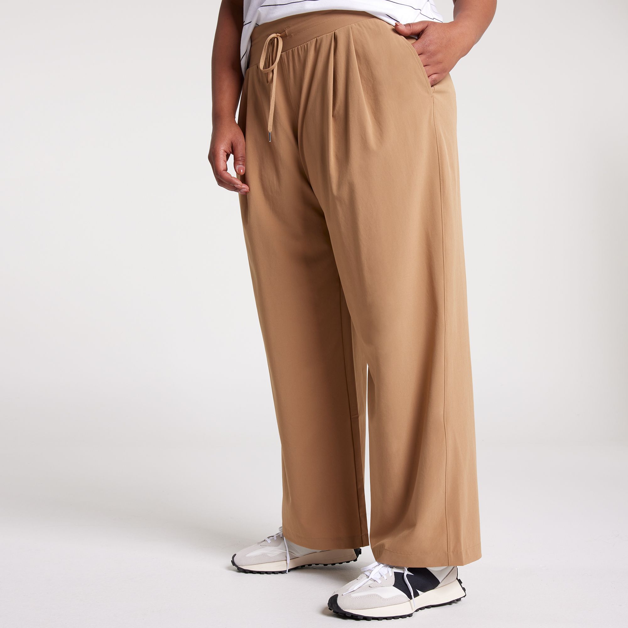 CALIA Women's TrueLight Wide Leg Pant product image