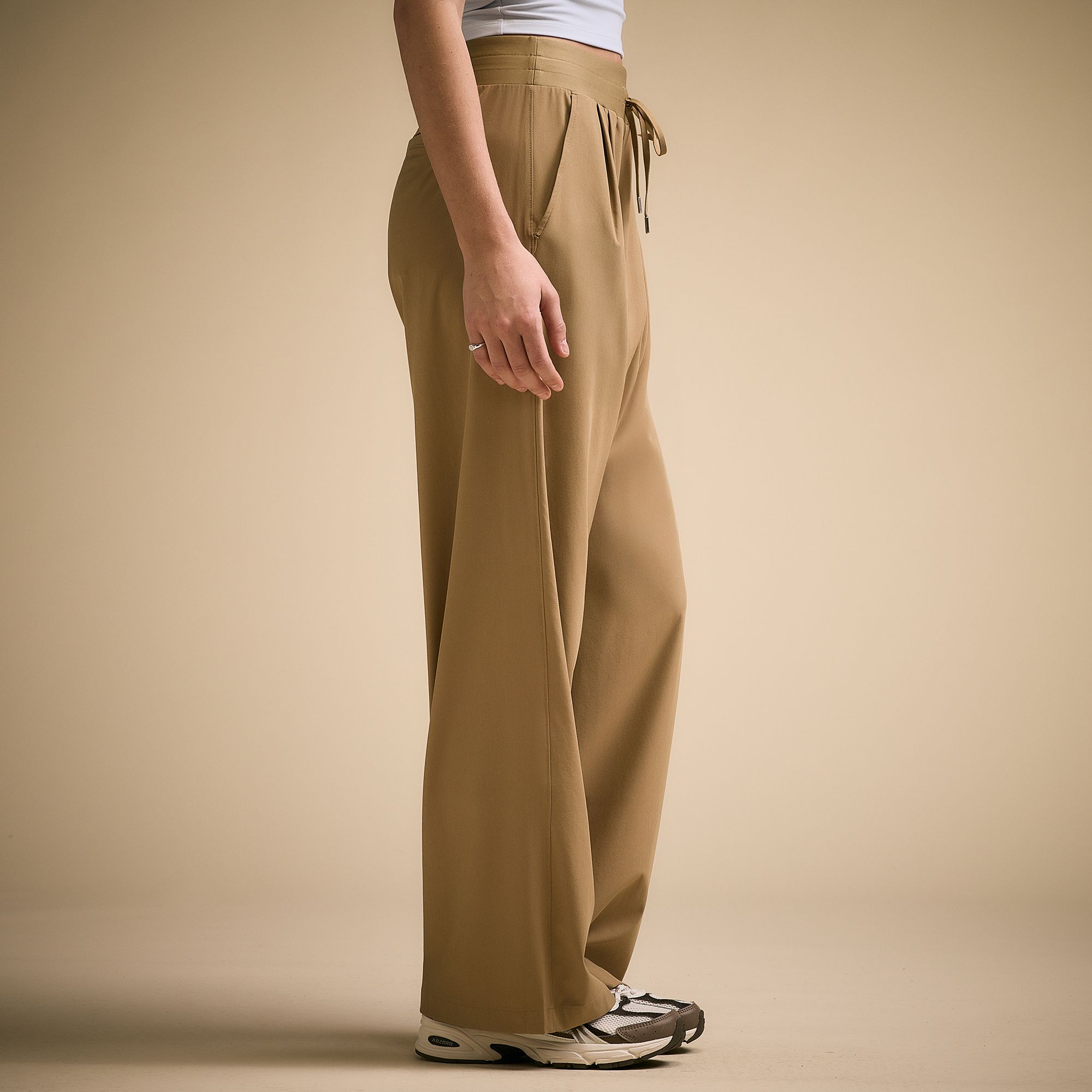 CALIA Women's TrueLight Wide Leg Pant product image