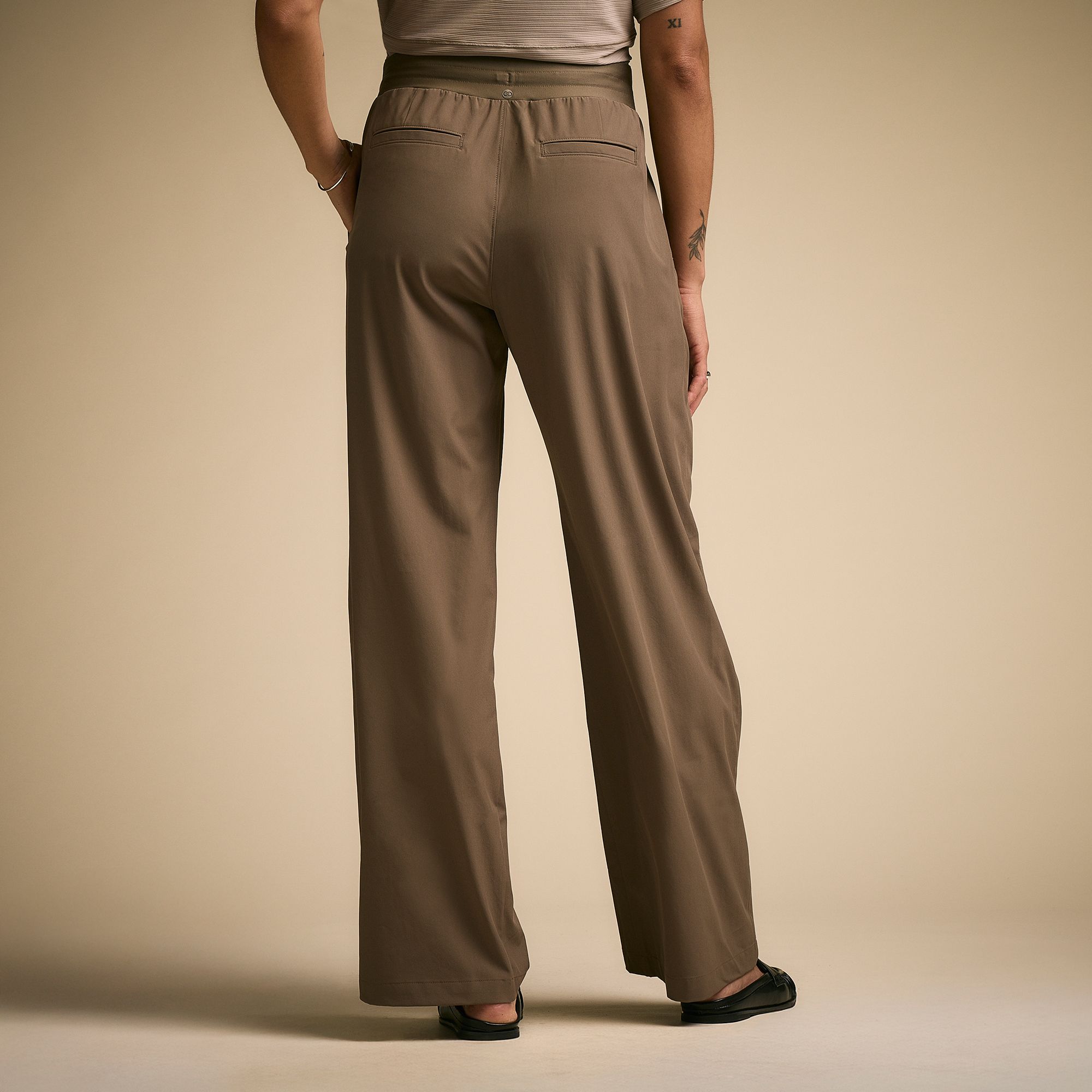 CALIA Women's Effortless TrueLight Wide Leg Pant product image