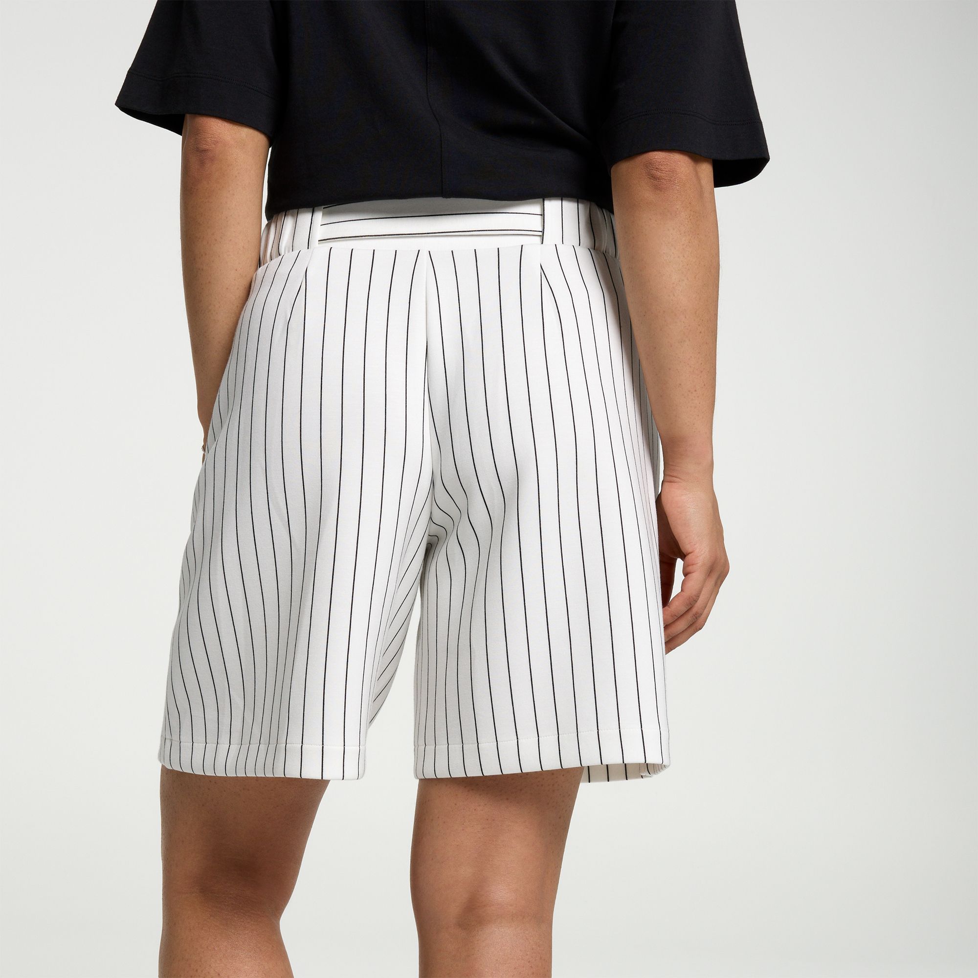 CALIA Women's Sandwash Belted Bermuda Short product image