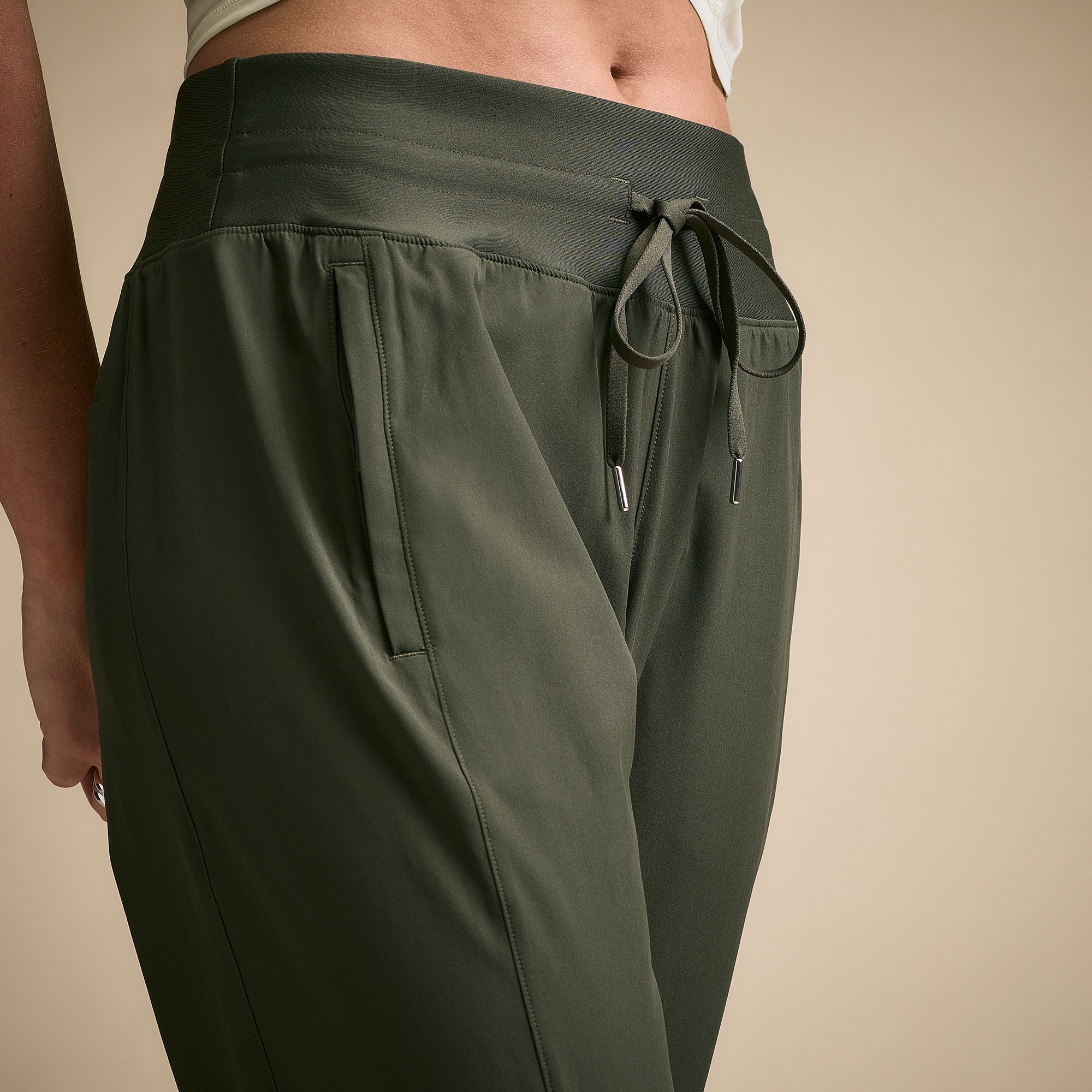 CALIA Women's Effortless TrueLight Jogger product image