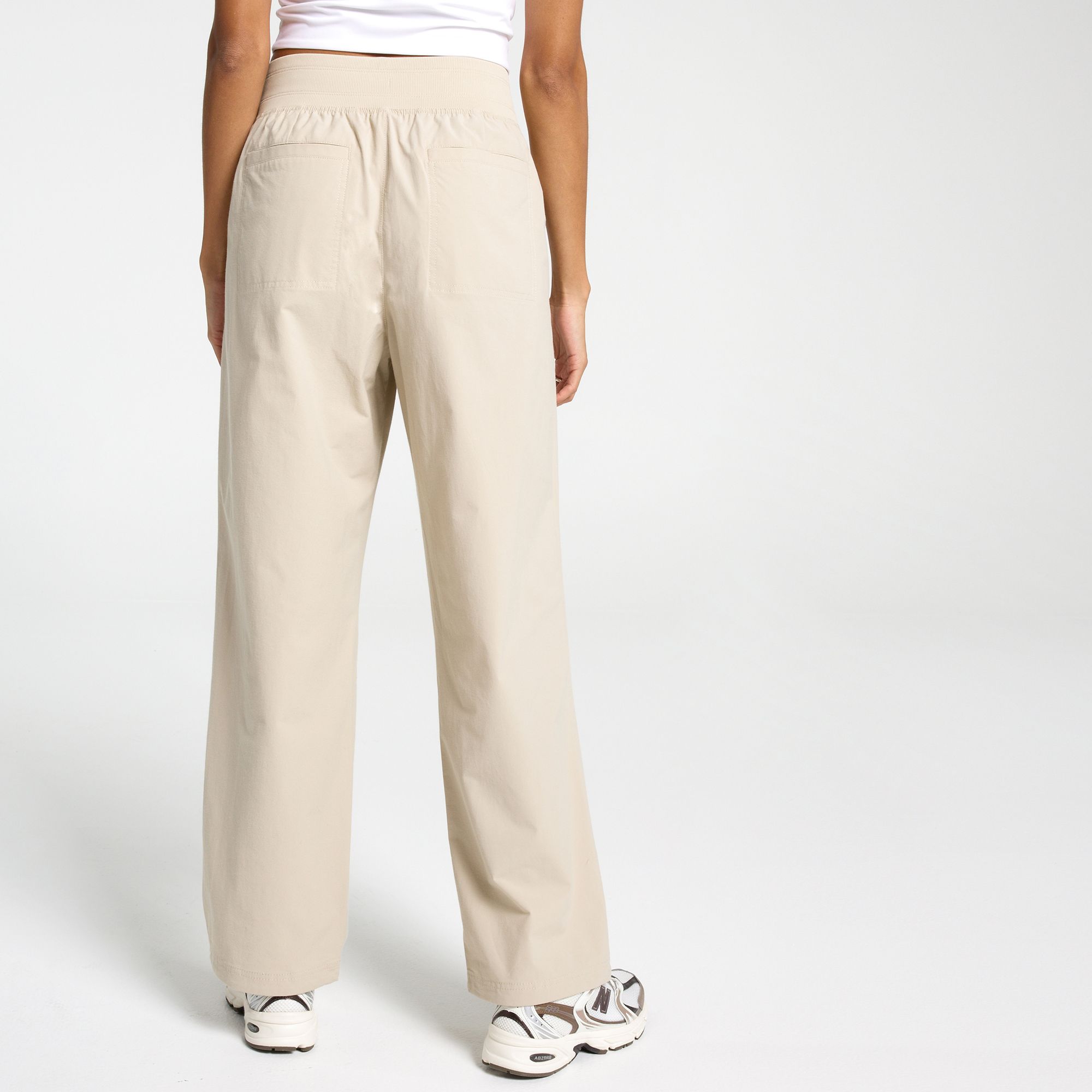 CALIA Women's Effortless Nyluxe Straight Cinch Pant product image