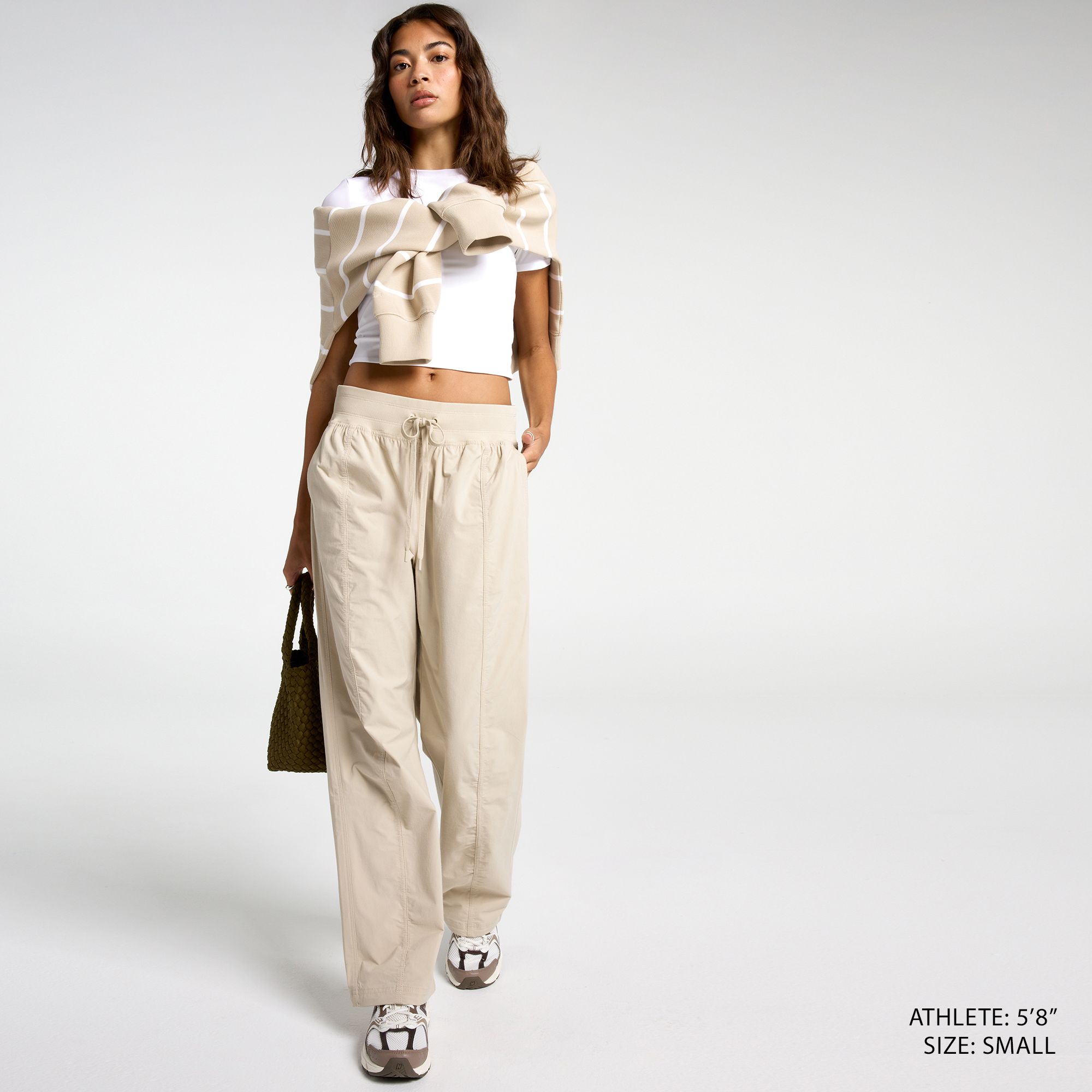 CALIA Women's Effortless Nyluxe Straight Cinch Pant product image