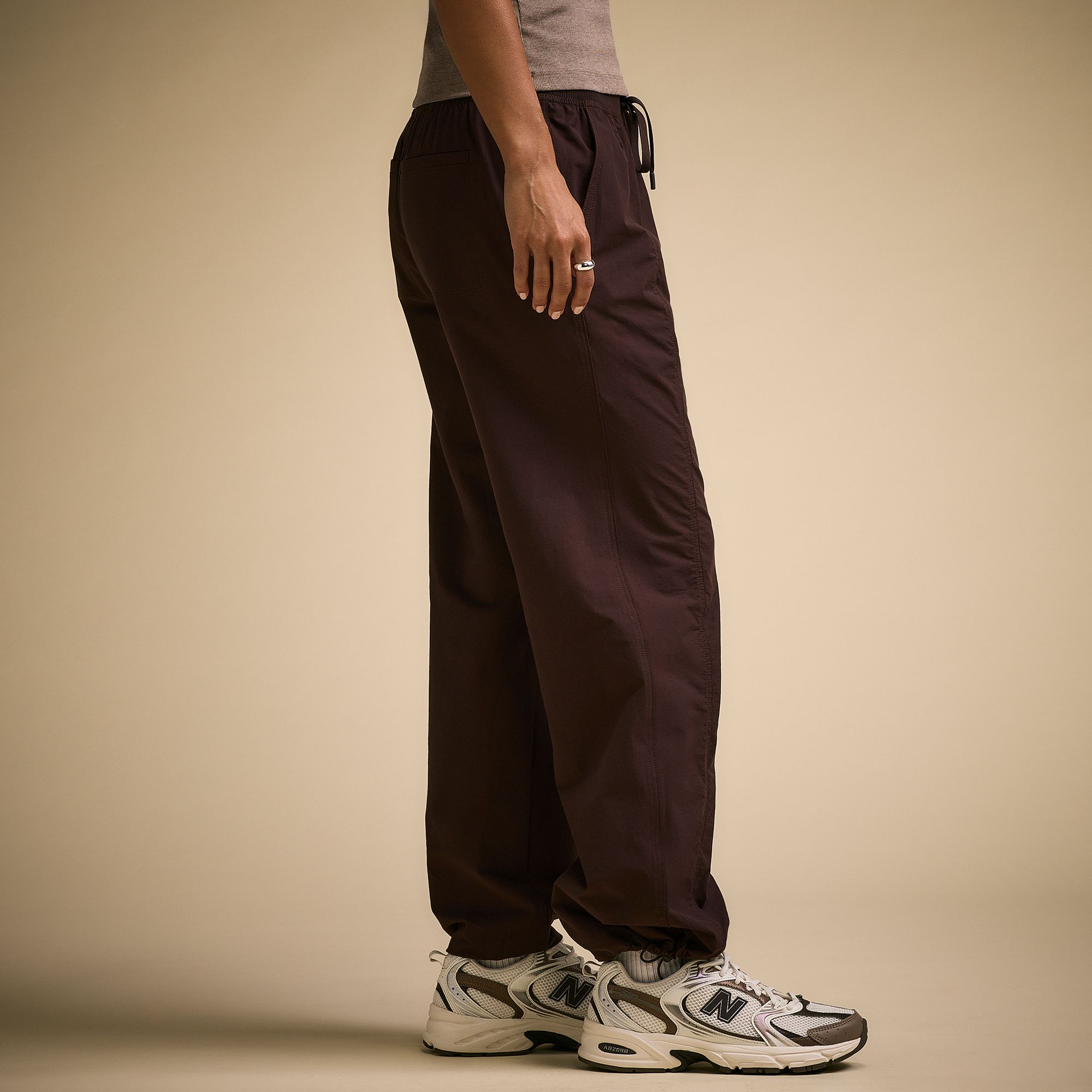 CALIA Women's Effortless Nyluxe Straight Cinch Pant product image