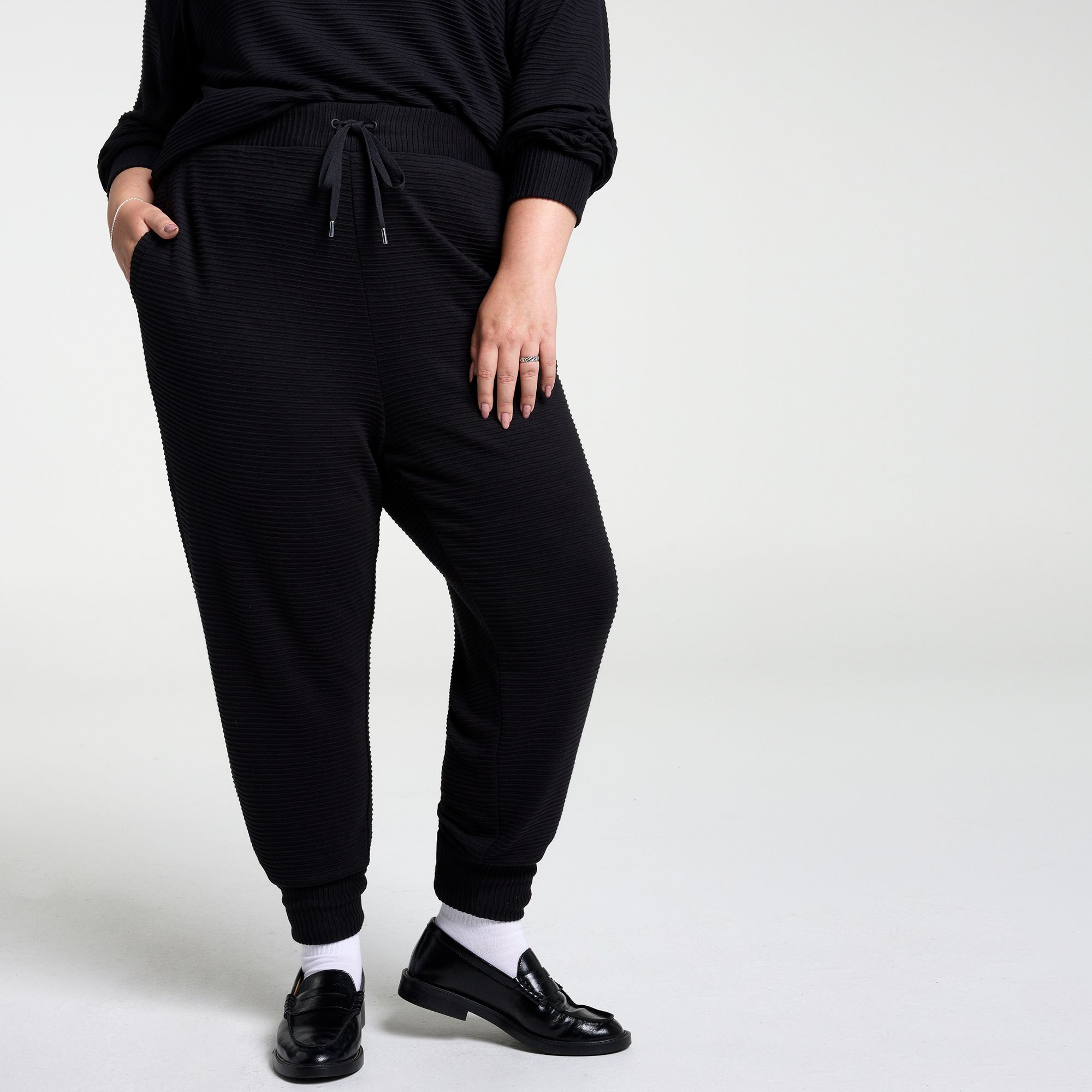 CALIA Women's Elevate Rib Jogger product image