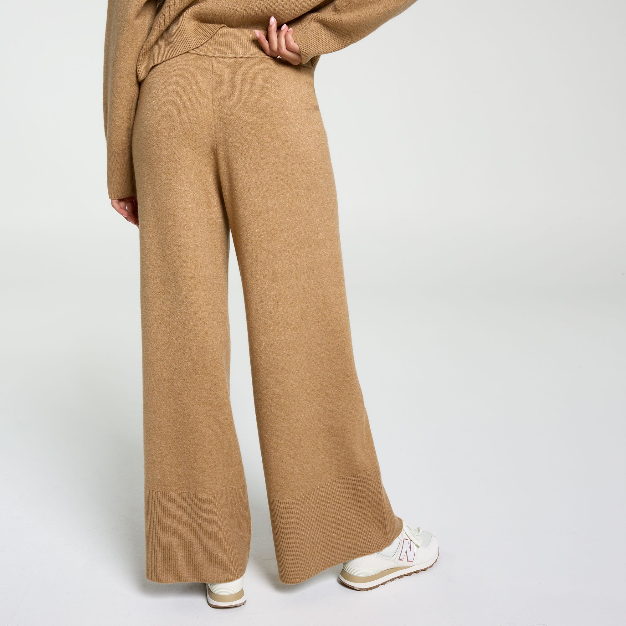 CALIA Women's Clean Sweater Pants product image