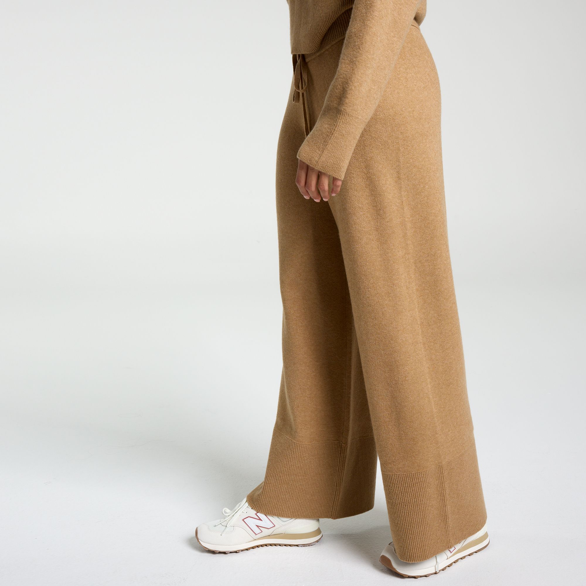 CALIA Women's Clean Sweater Pants product image