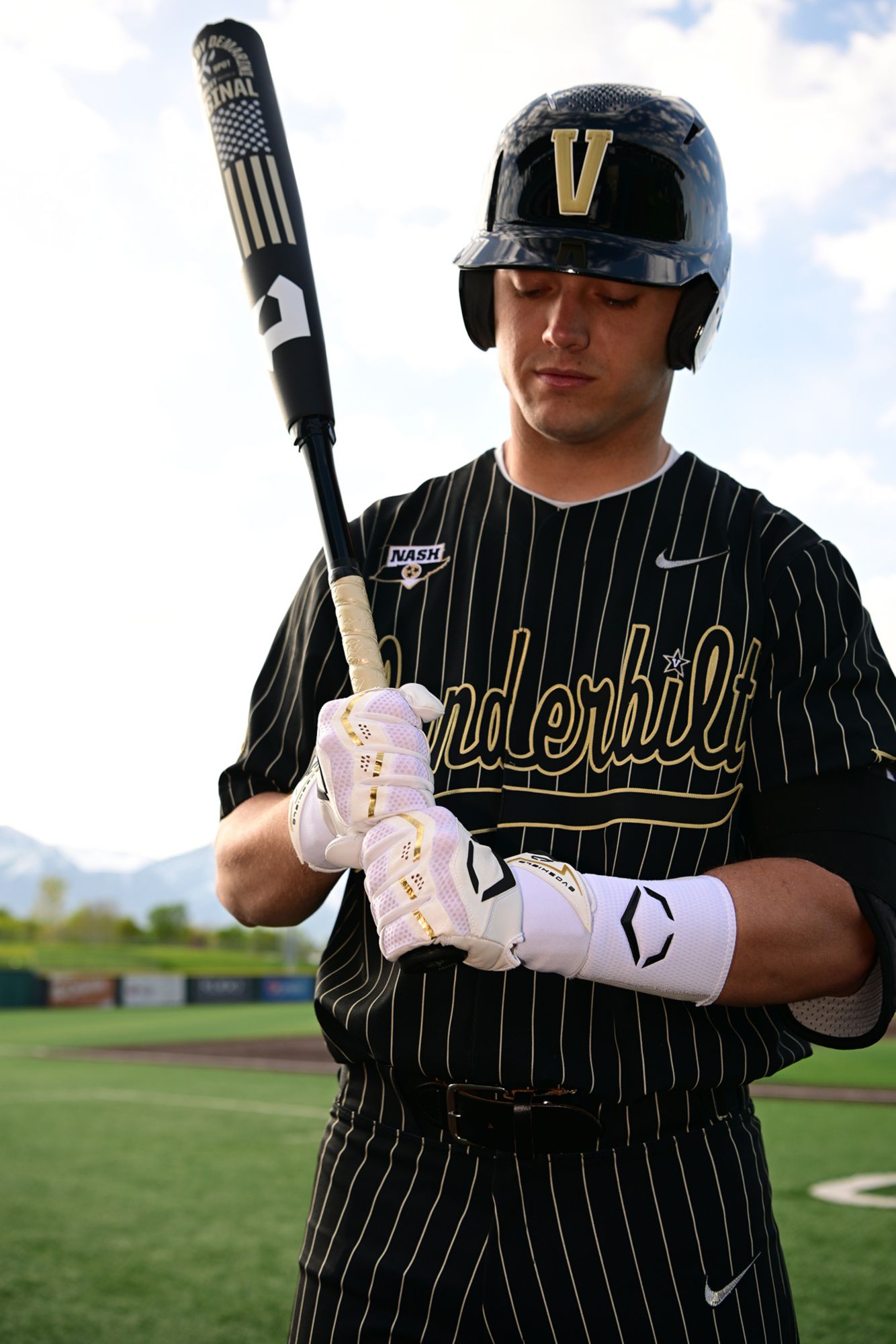 Evoshield Youth Full Wrap Carbyne Batting Gloves product image