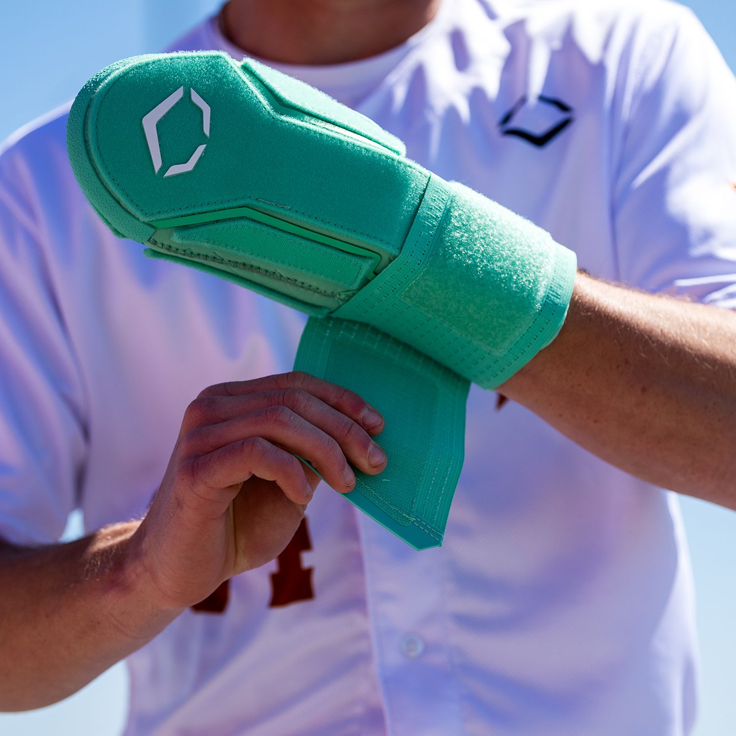 EvoShield Adult Universal Sliding Mitt 2.0 product image