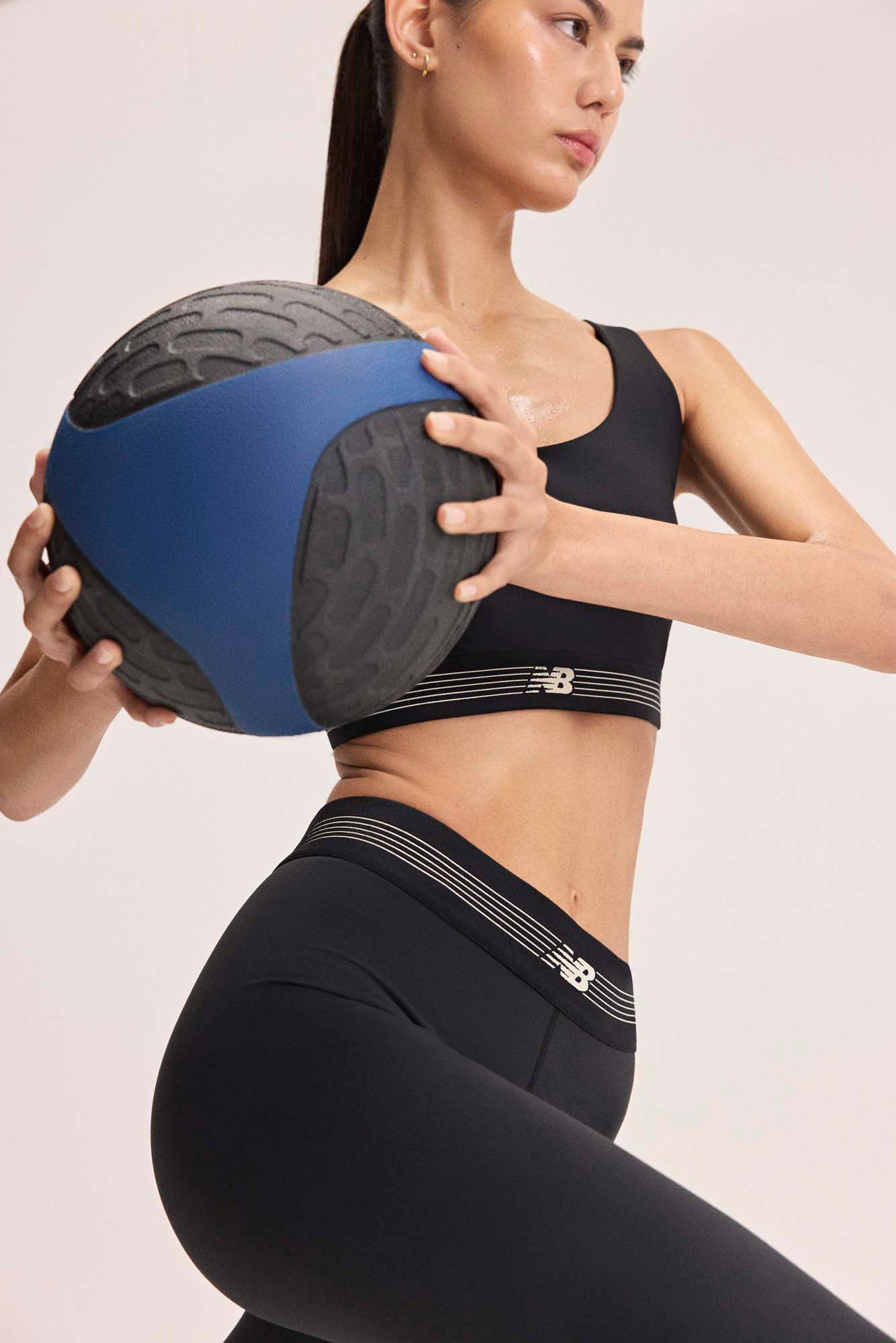 New Balance Women's AC 25" Leggings product image