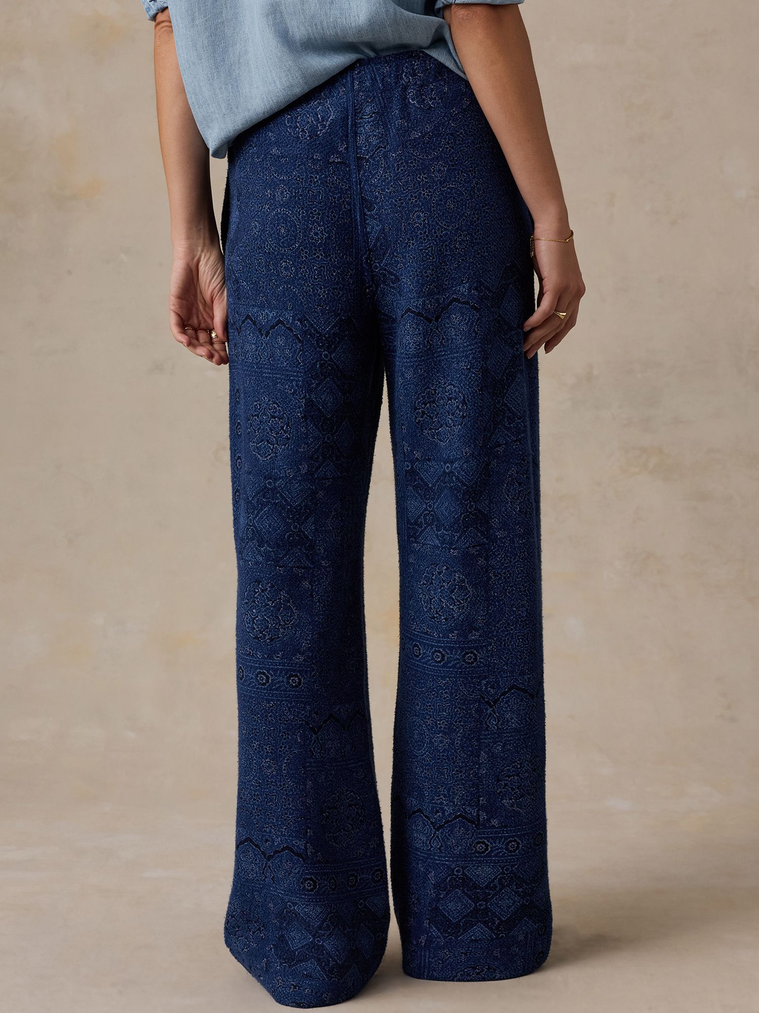 Faherty Women's Laidback Terry Pant product image