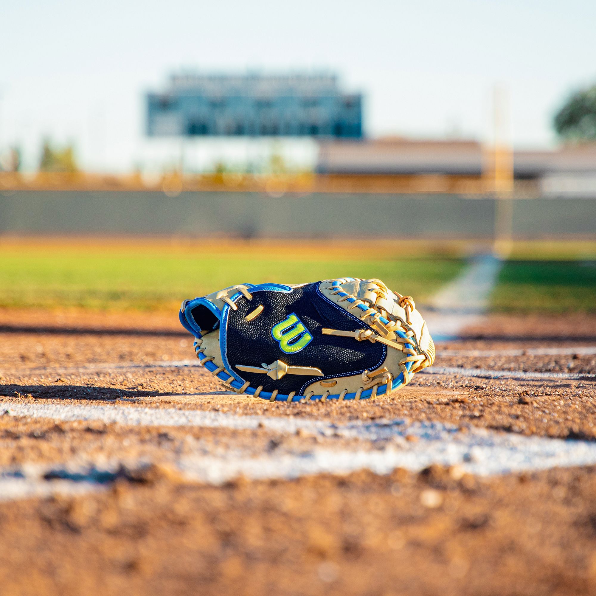 Wilson 33.5" M23SS A2000 SuperSkin Series Catcher's Mitt product image