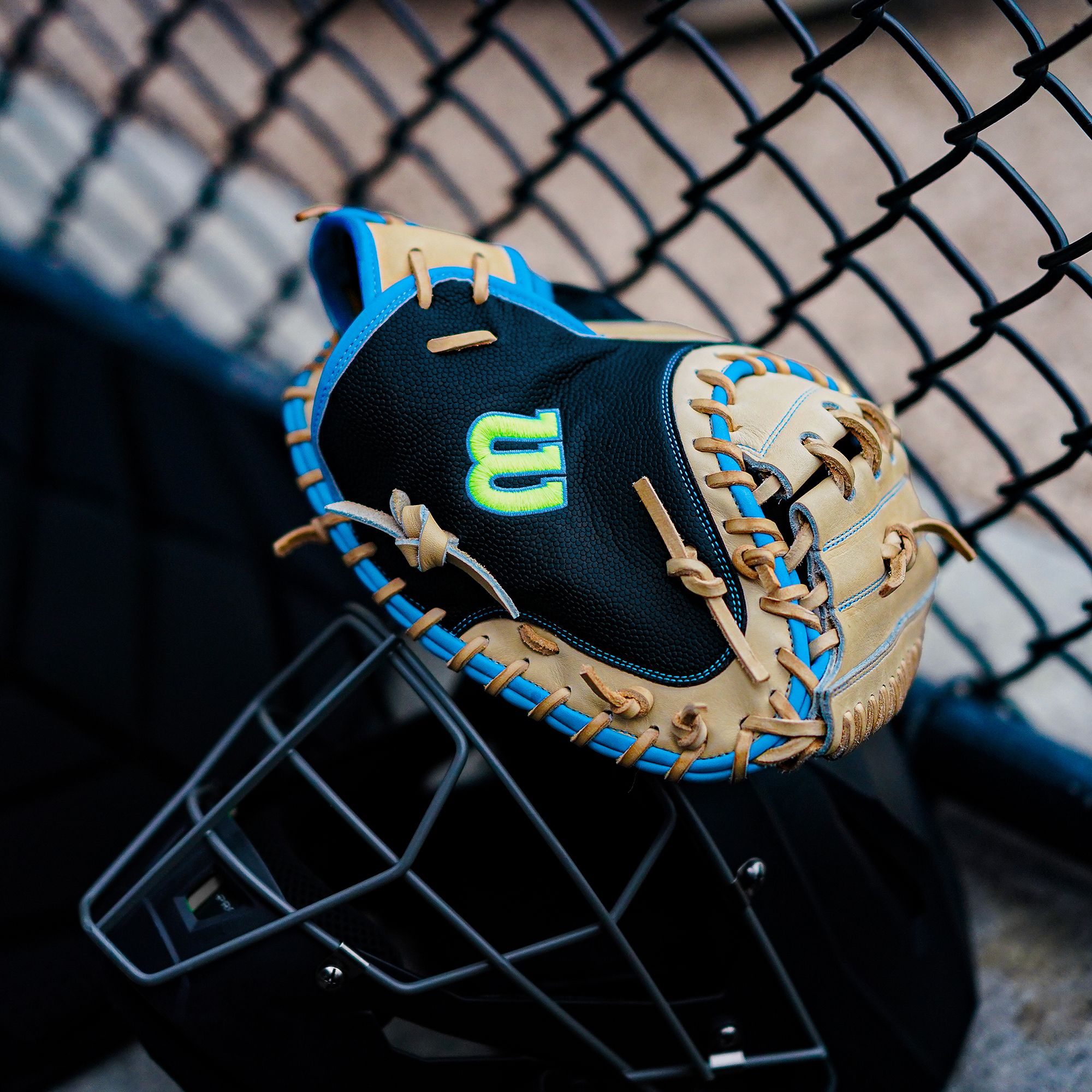 Wilson 33.5" M23SS A2000 SuperSkin Series Catcher's Mitt product image