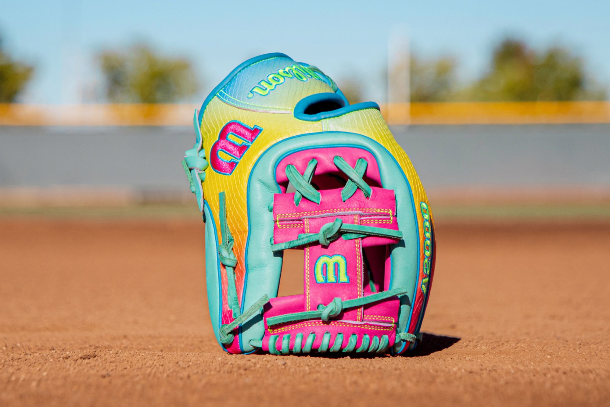 Wilson 11.5" Leadoff Collection 1727SS A2000 Series Glove product image