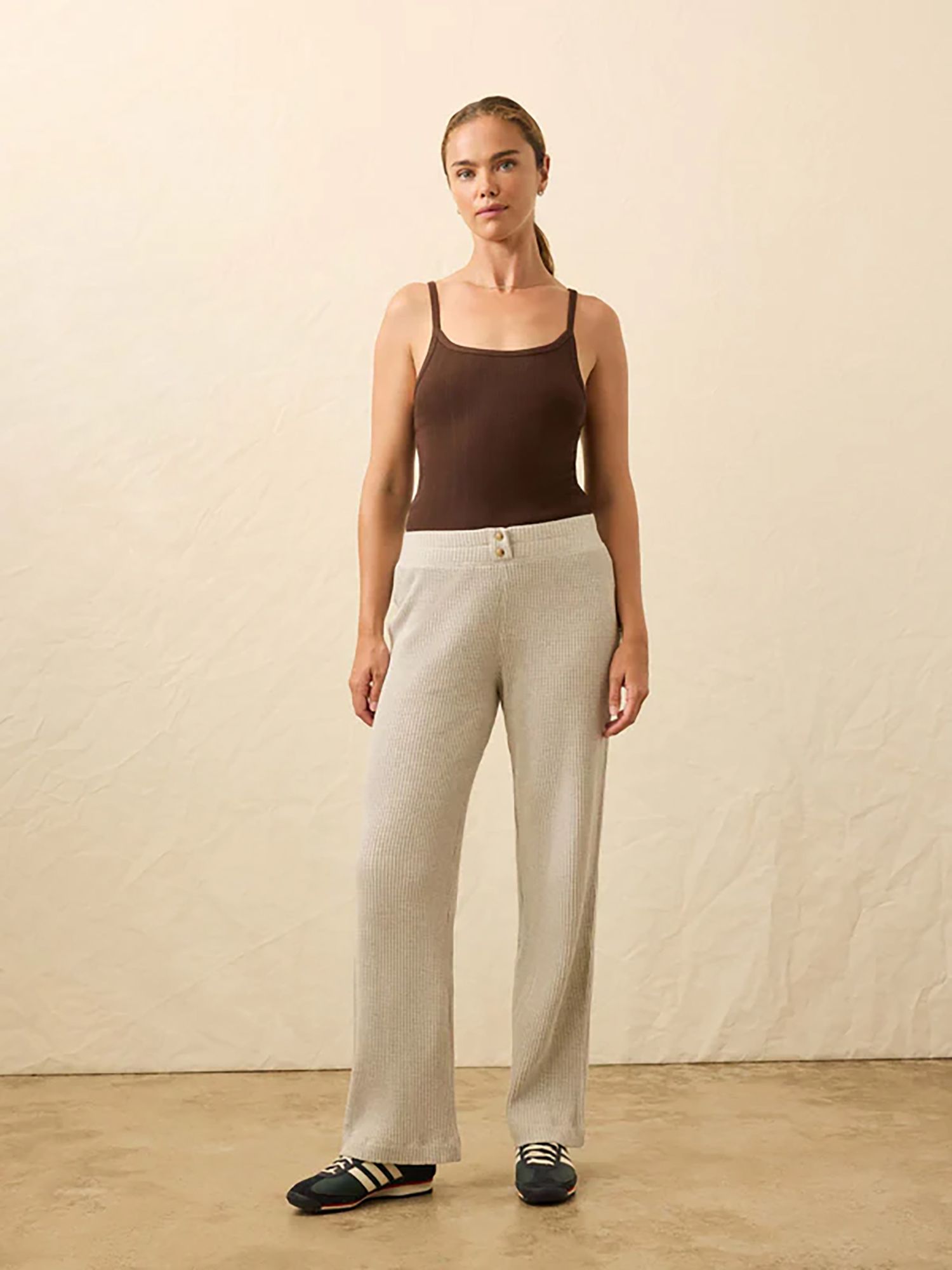 Faherty Women's Apres Waffle Pants product image