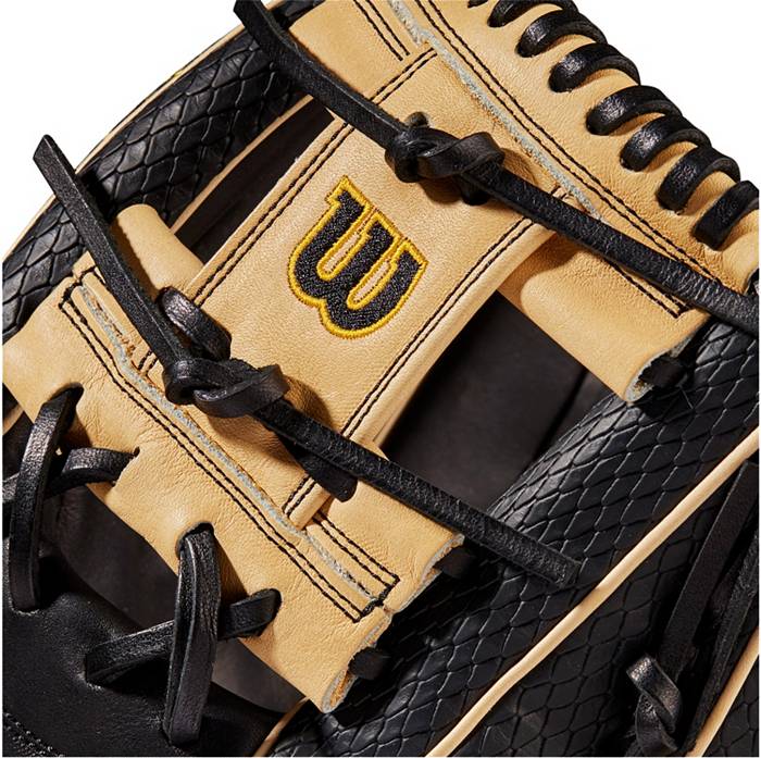 Wilson Ke'Bryan Hayes A2000 KBH13 GM 11.75 Infield Baseball Glove