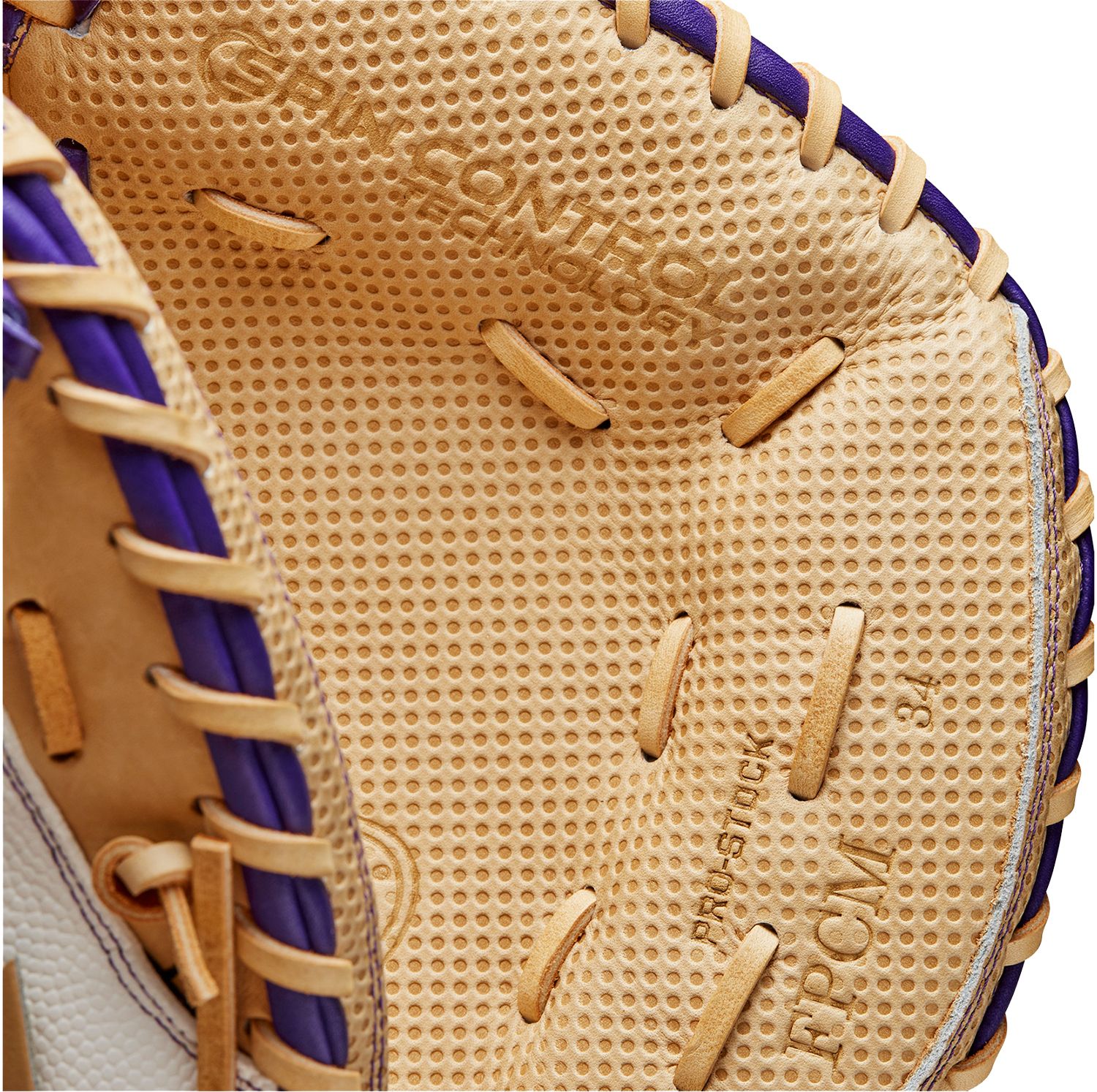Wilson 34'' Aubree Munro A2000 SuperSkin Series Fastpitch Catcher's Mitt 2023 product image