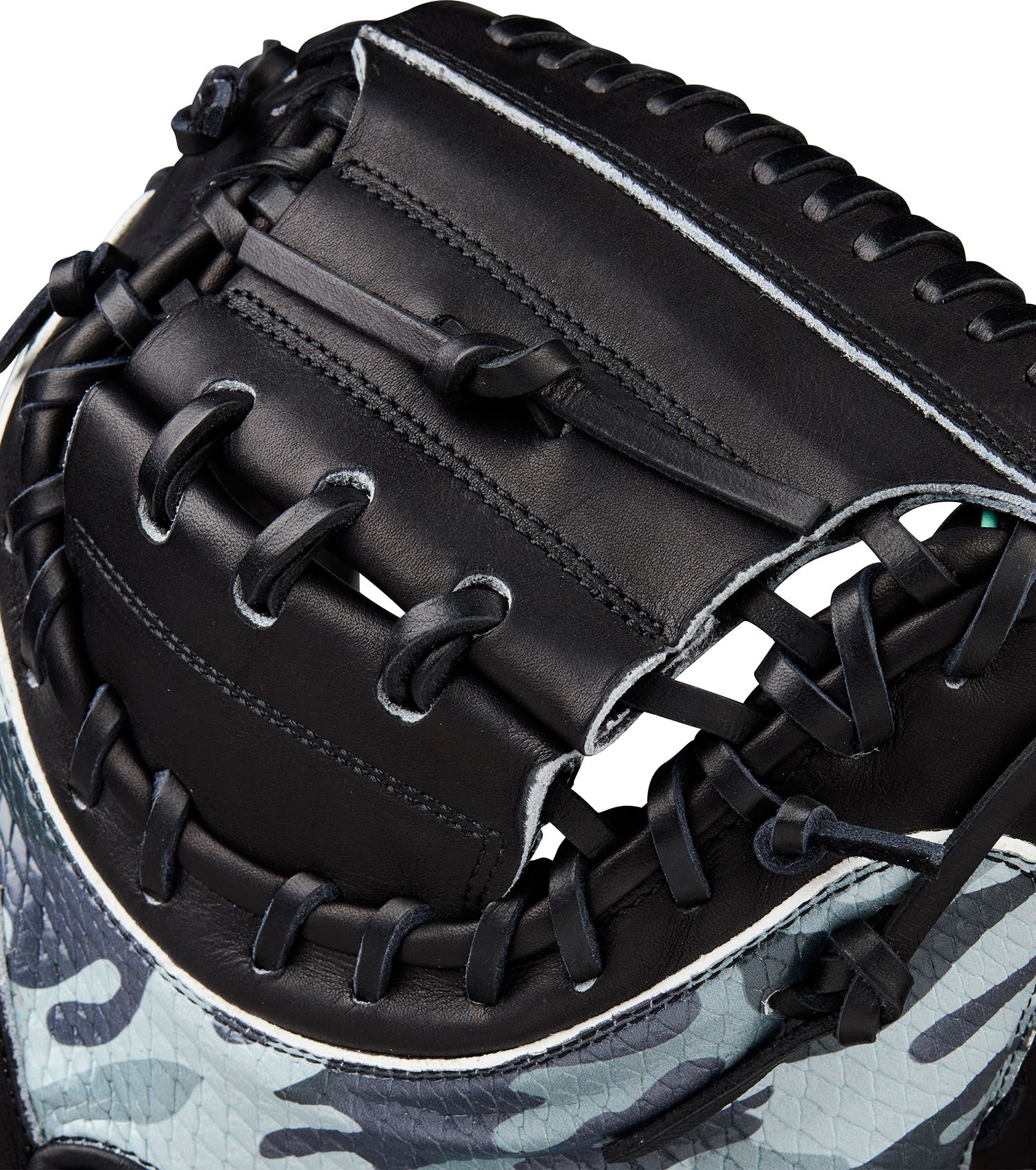 Wilson 34'' Austin Wells A2000 SuperSkin Series Catcher's Mitt product image