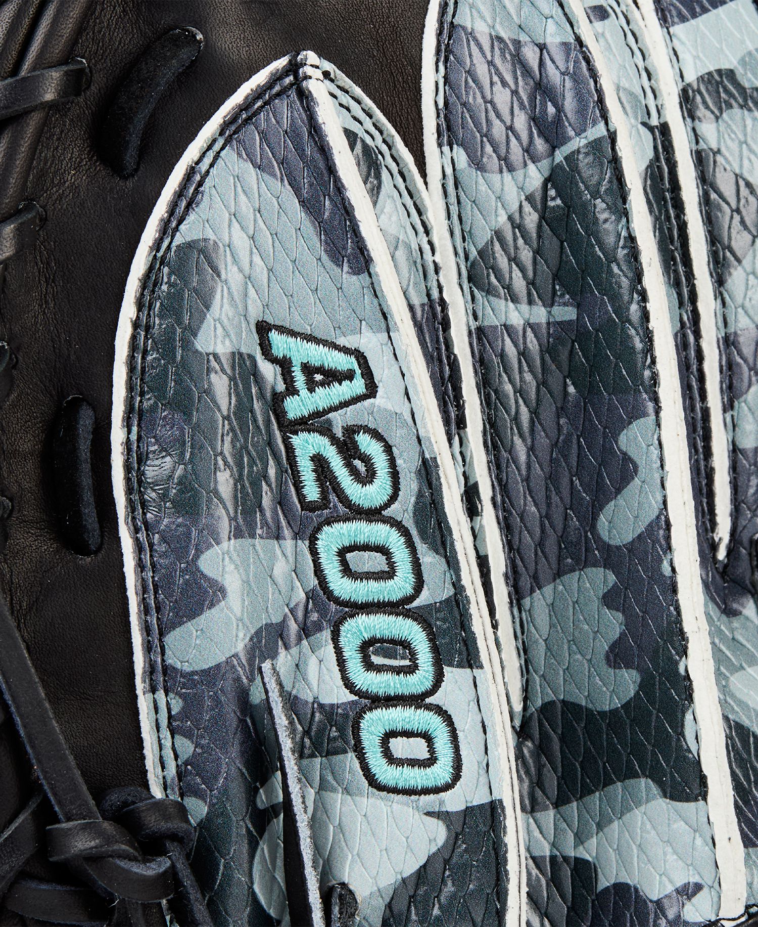 Wilson 34'' Austin Wells A2000 SuperSkin Series Catcher's Mitt product image