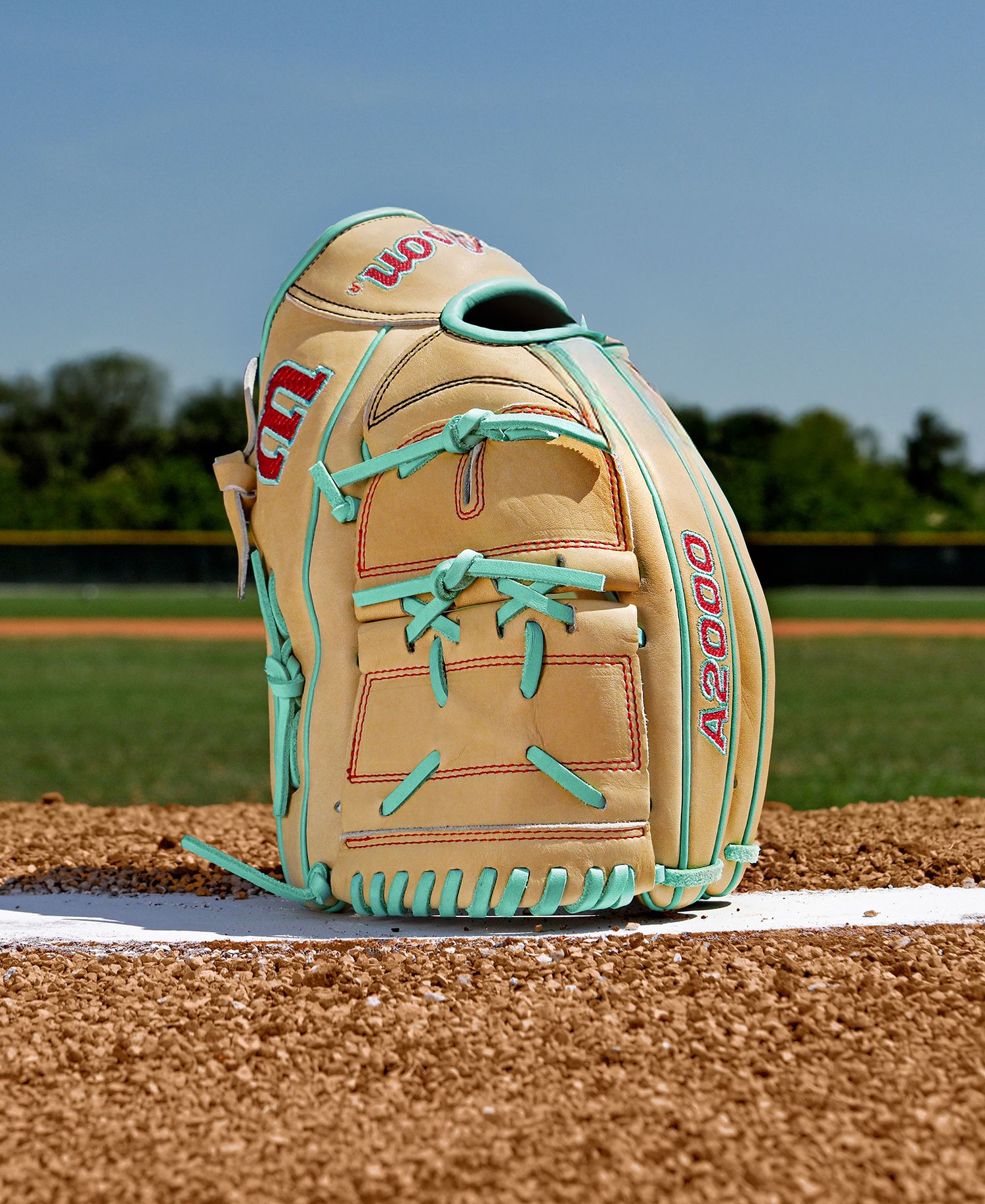 Wilson 12" B2 A2000 Series Glove product image