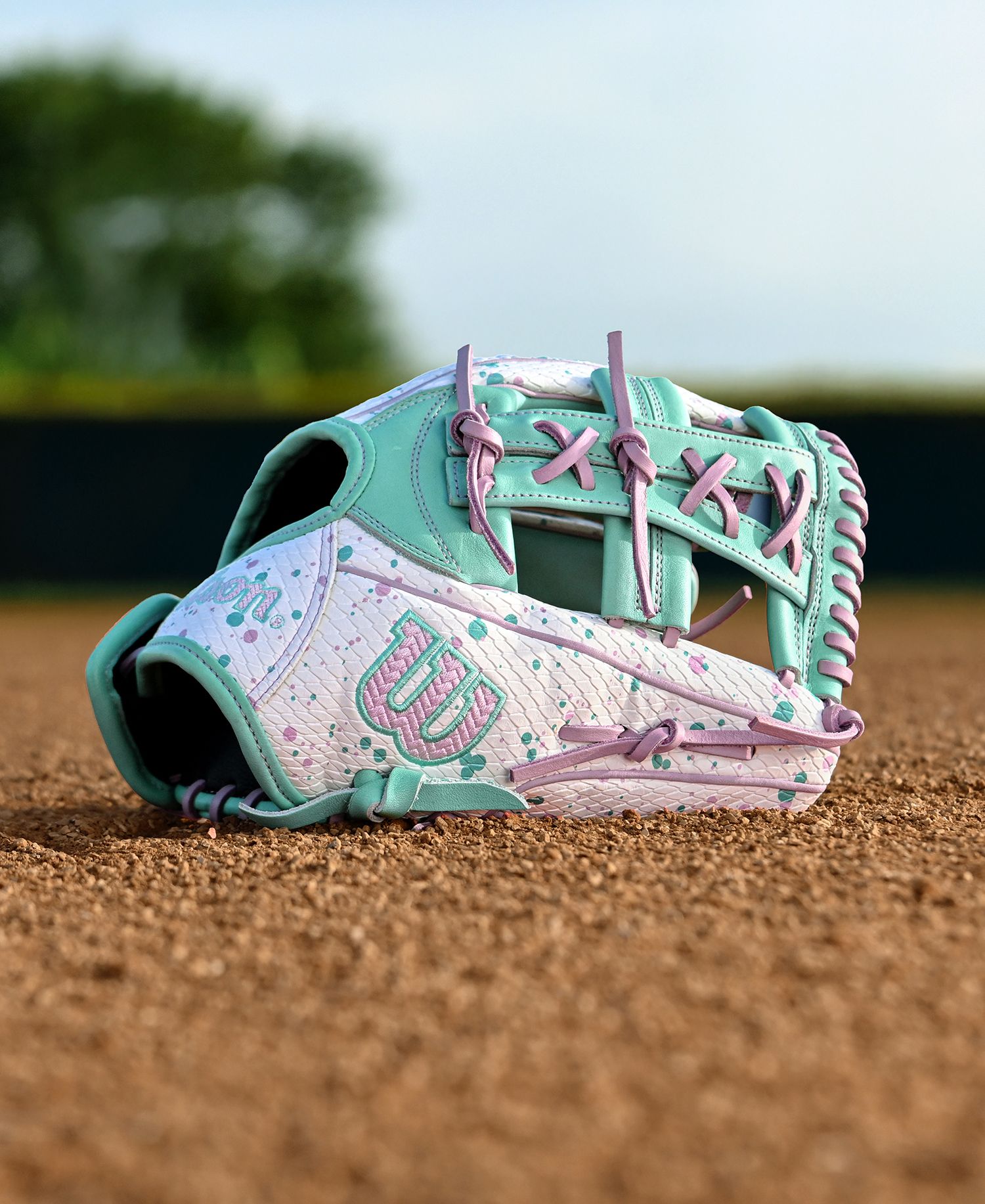 Wilson 11.75" FP75SS A2000 SuperSkin Series Fastpitch Glove product image