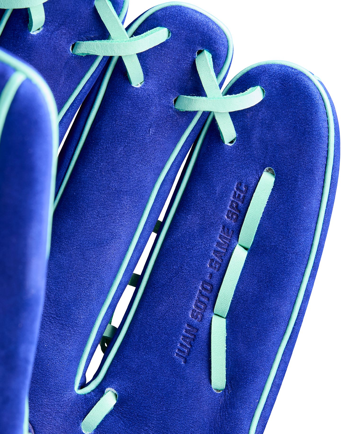 Wilson 12.75" JS22 A2K Series Juan Soto Game Model Glove product image