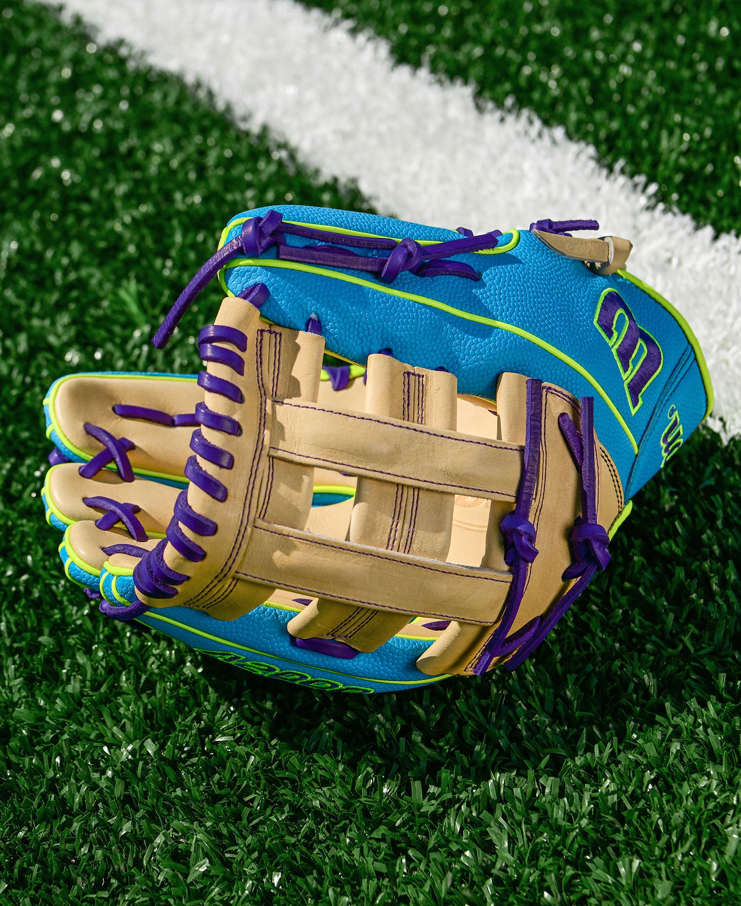 Wilson 12.5" 1750SS A2000 SuperSkin Series Glove product image