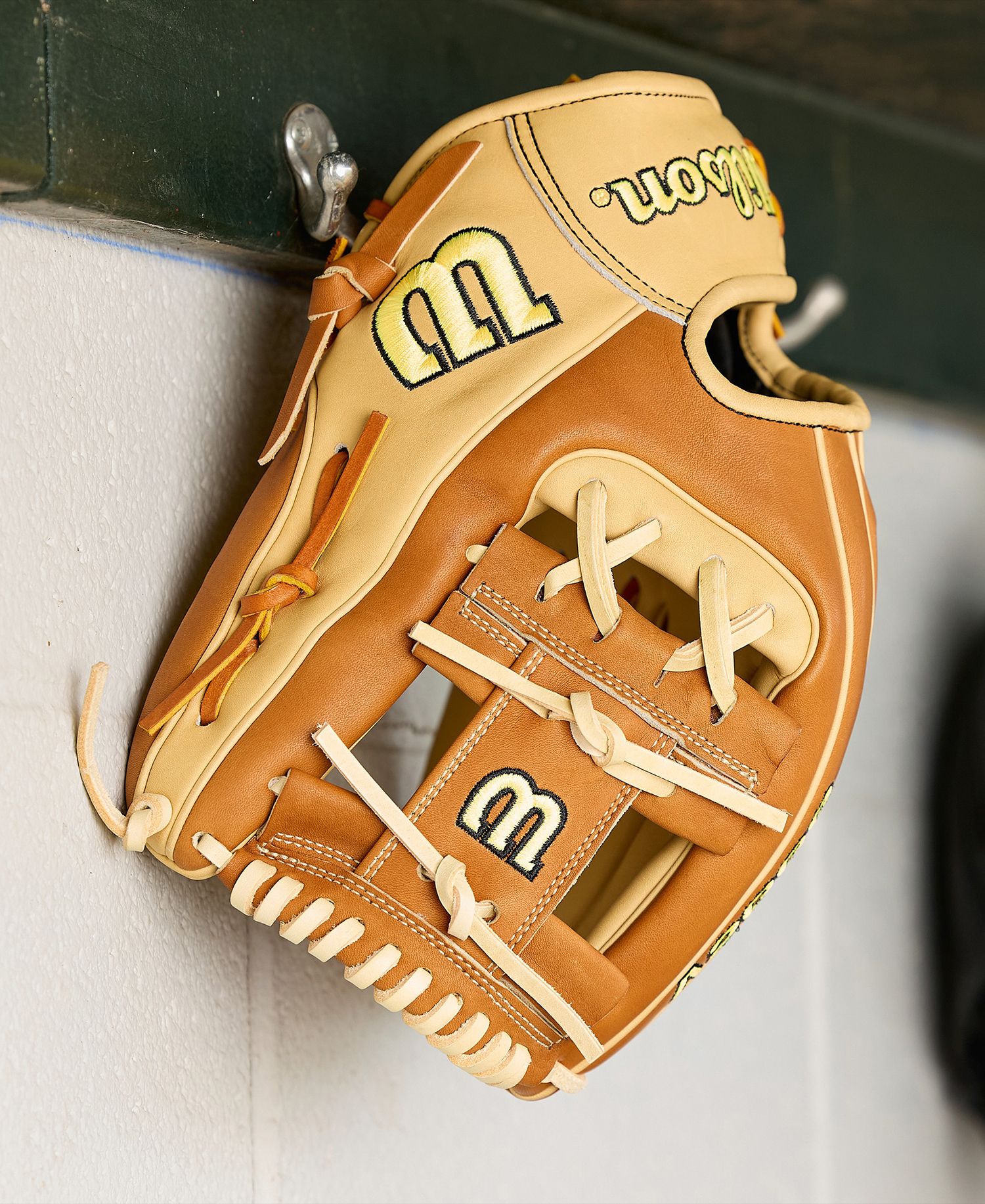 Wilson 11.75" 1975SS A2000 SuperSkin Classics Series Glove product image