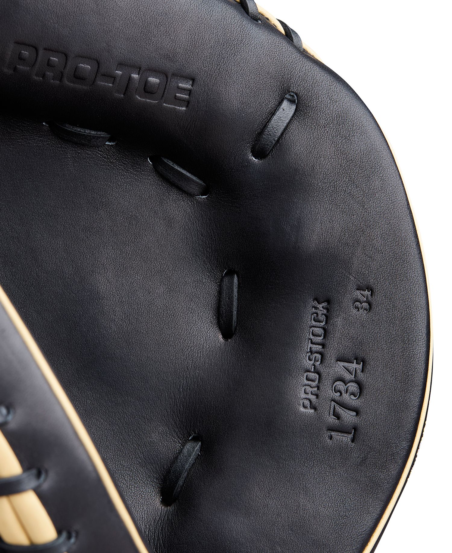 Wilson 34" 1734 A2000 Classics Series Catcher's Mitt product image