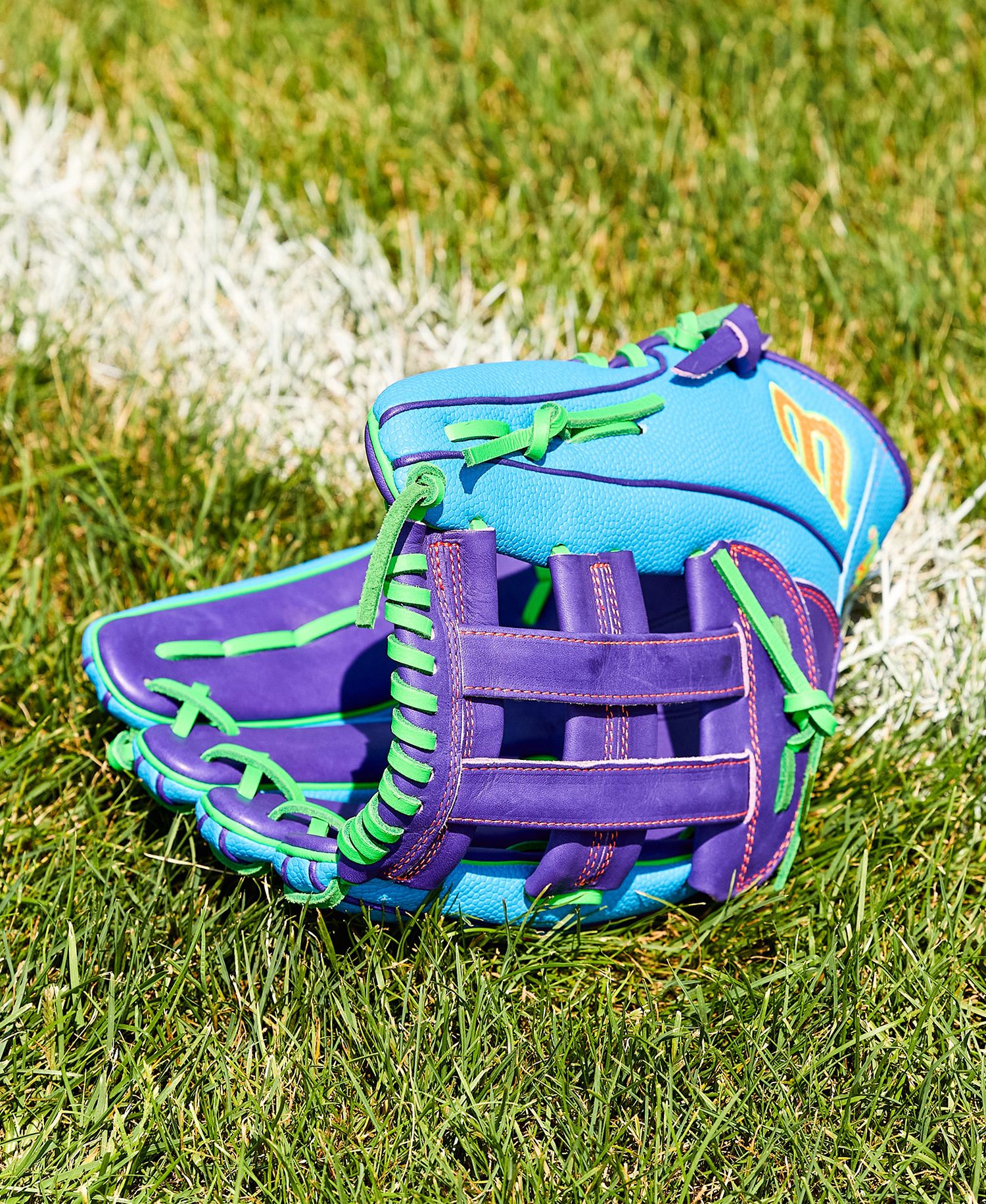 Wilson 12.25'' PF50SS Pedroia Fit A2000 SuperSkin Series Glove product image