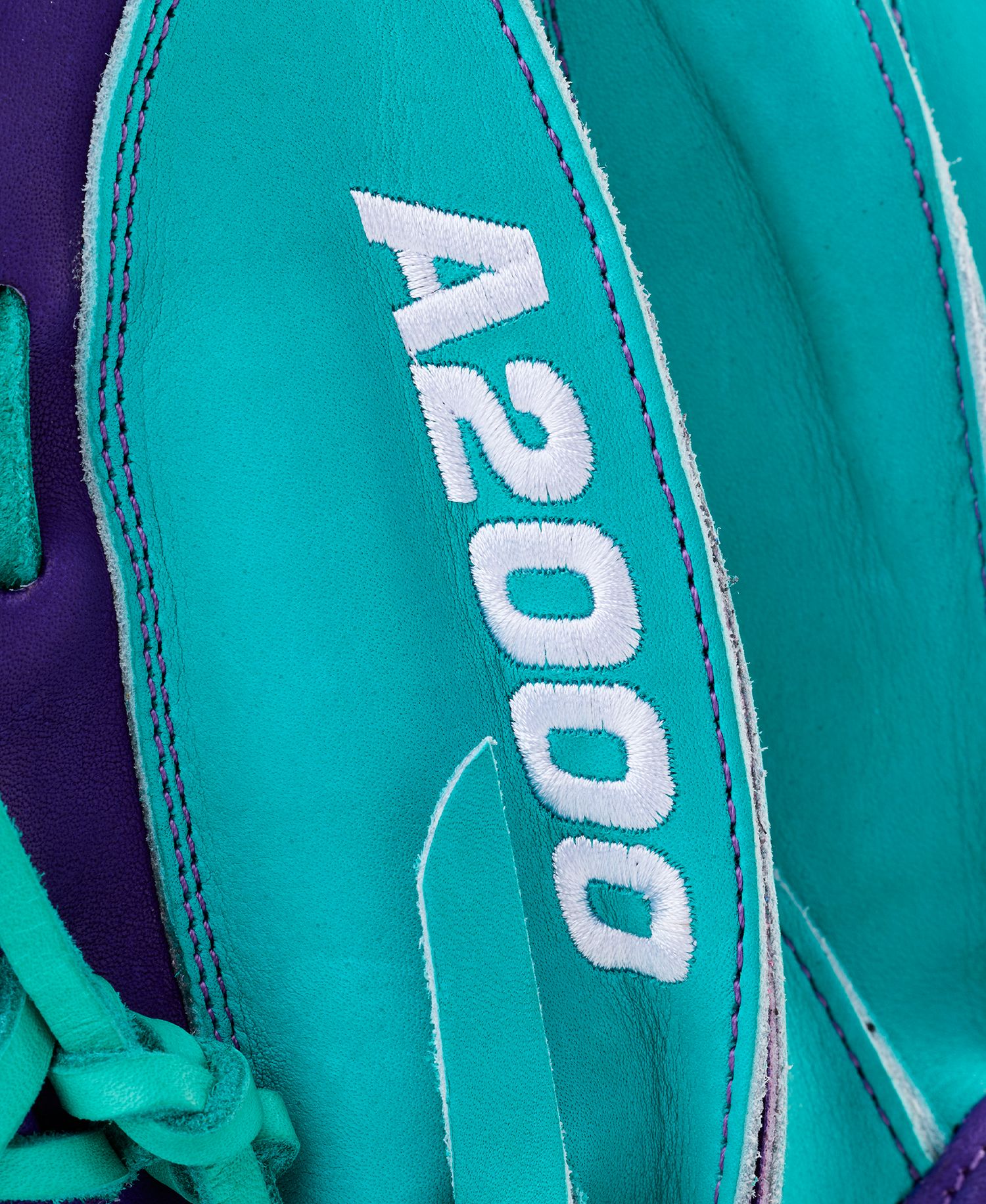 Wilson 33'' PF33 Pedroia Fit A2000 Series Catcher's Mitt product image