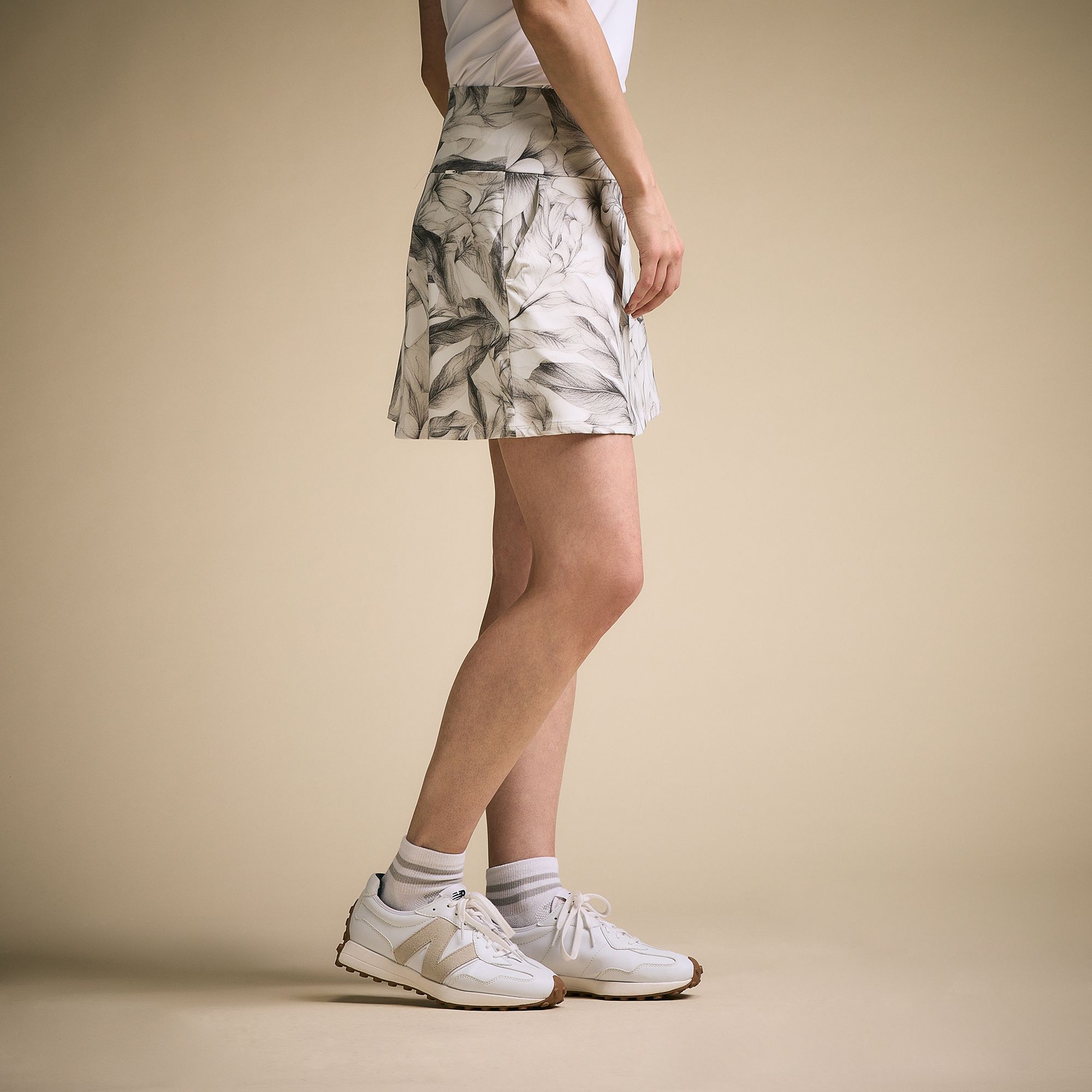 CALIA Women's 15" Eagle Golf Skort product image