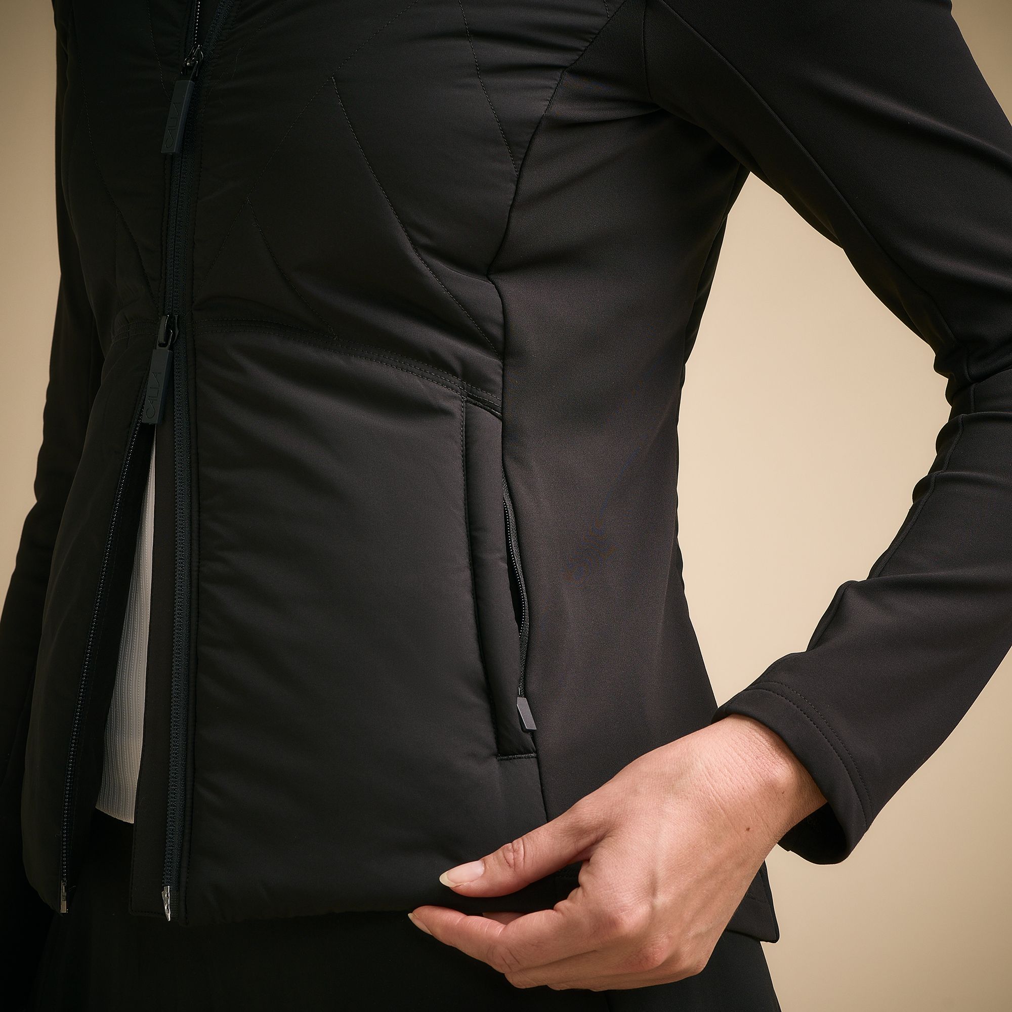 CALIA Women's Hybrid Jacket product image