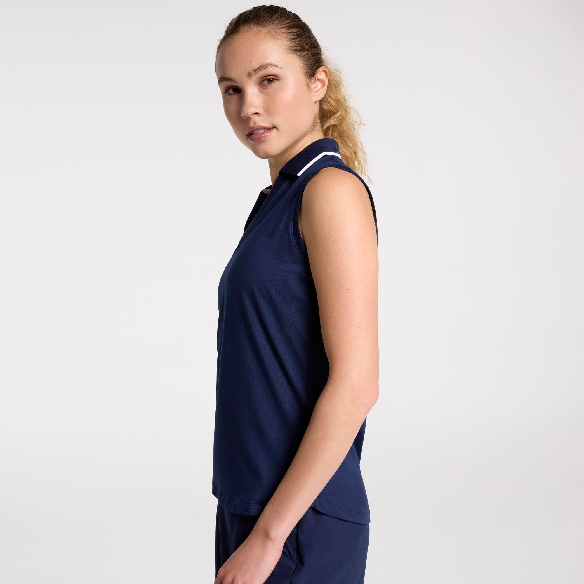 Walter Hagen Women's Performance 11 Sleeveless Johnny product image