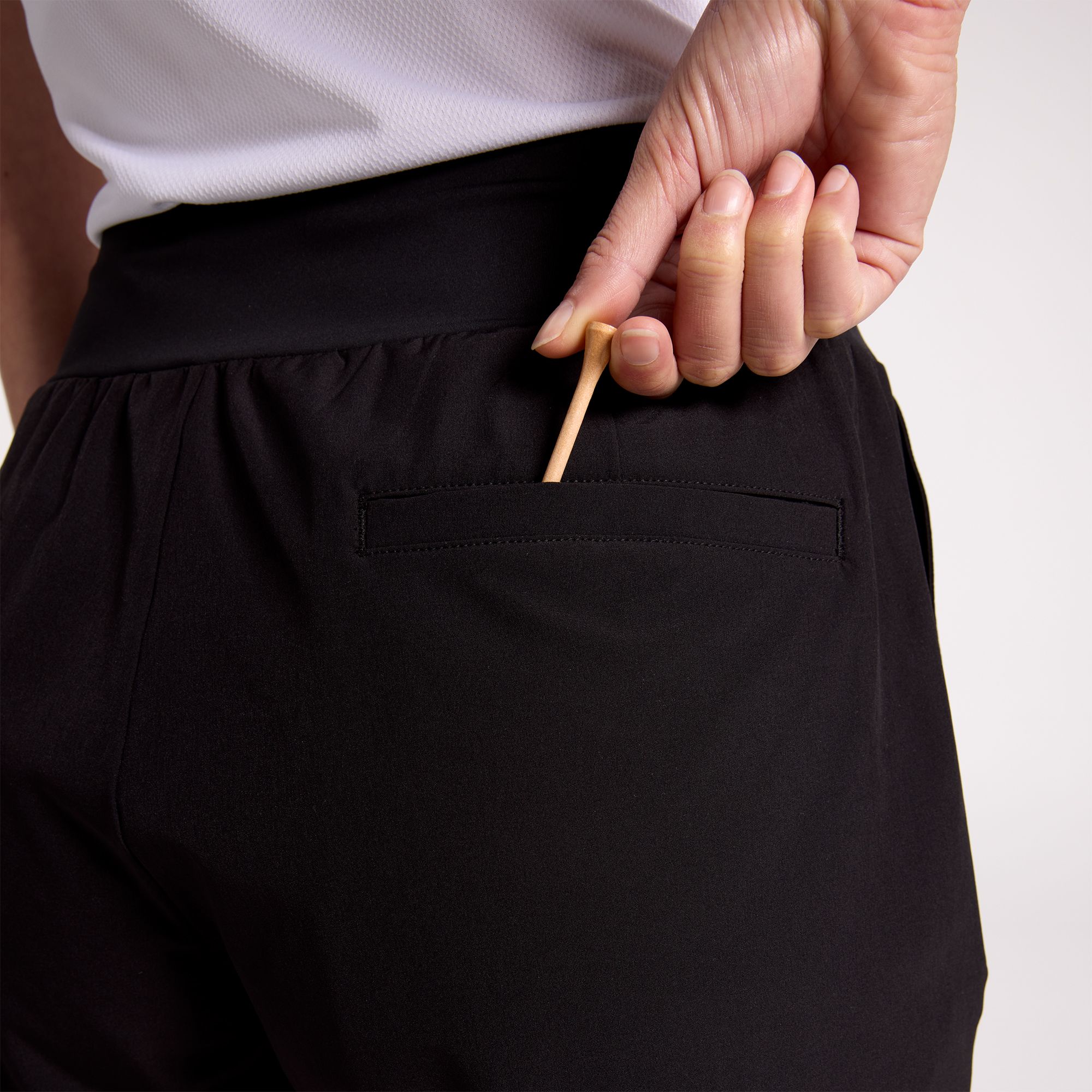 Walter Hagen Women's Performance 11 5" Golf Short product image