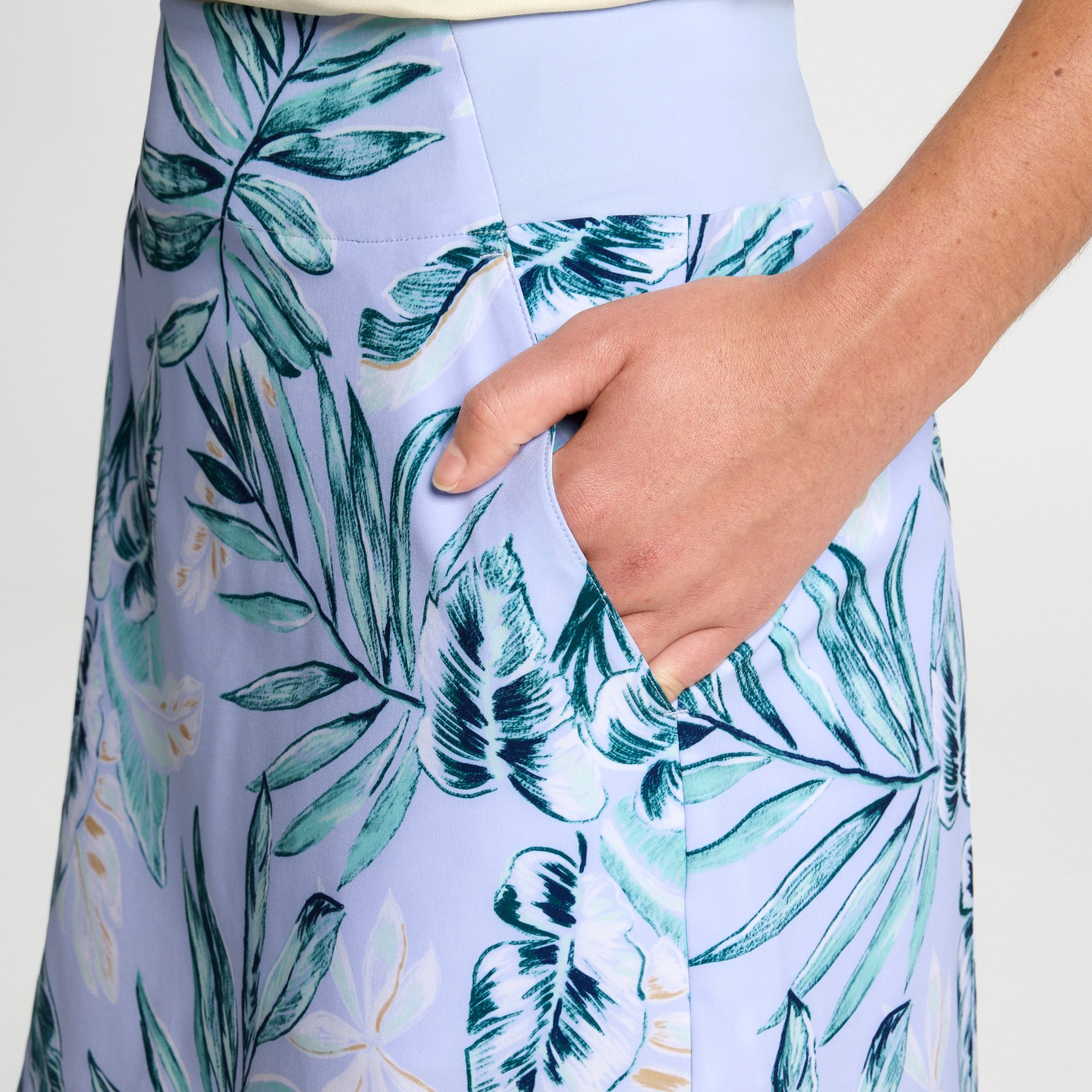 Walter Hagen Women's Performance 11 Lightweight Golf Skort product image