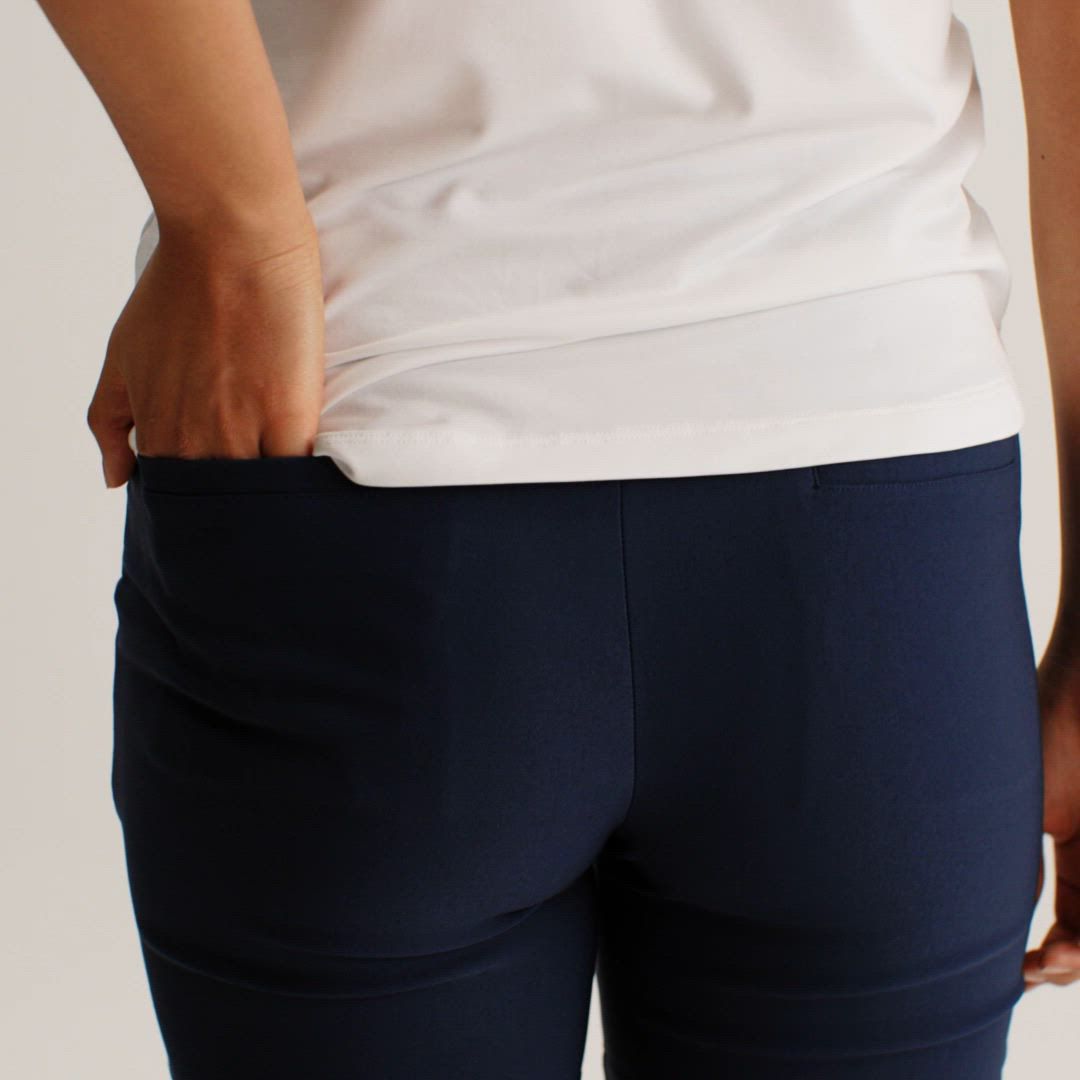 Walter Hagen Women's Golf Sculpt 2.0 7" Short product