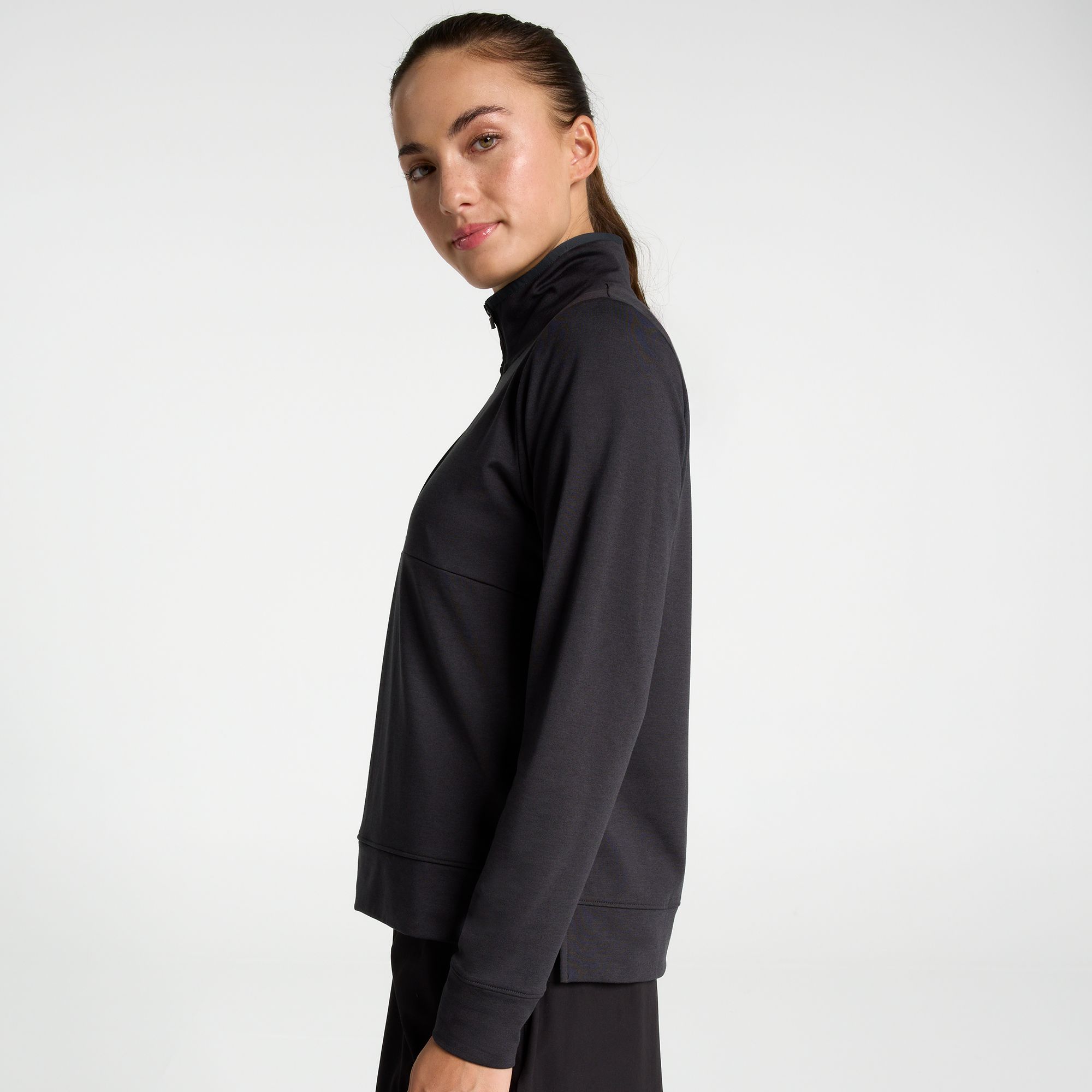 Walter Hagen Women's Performance 11 Lightweight 1/4 Zip product image