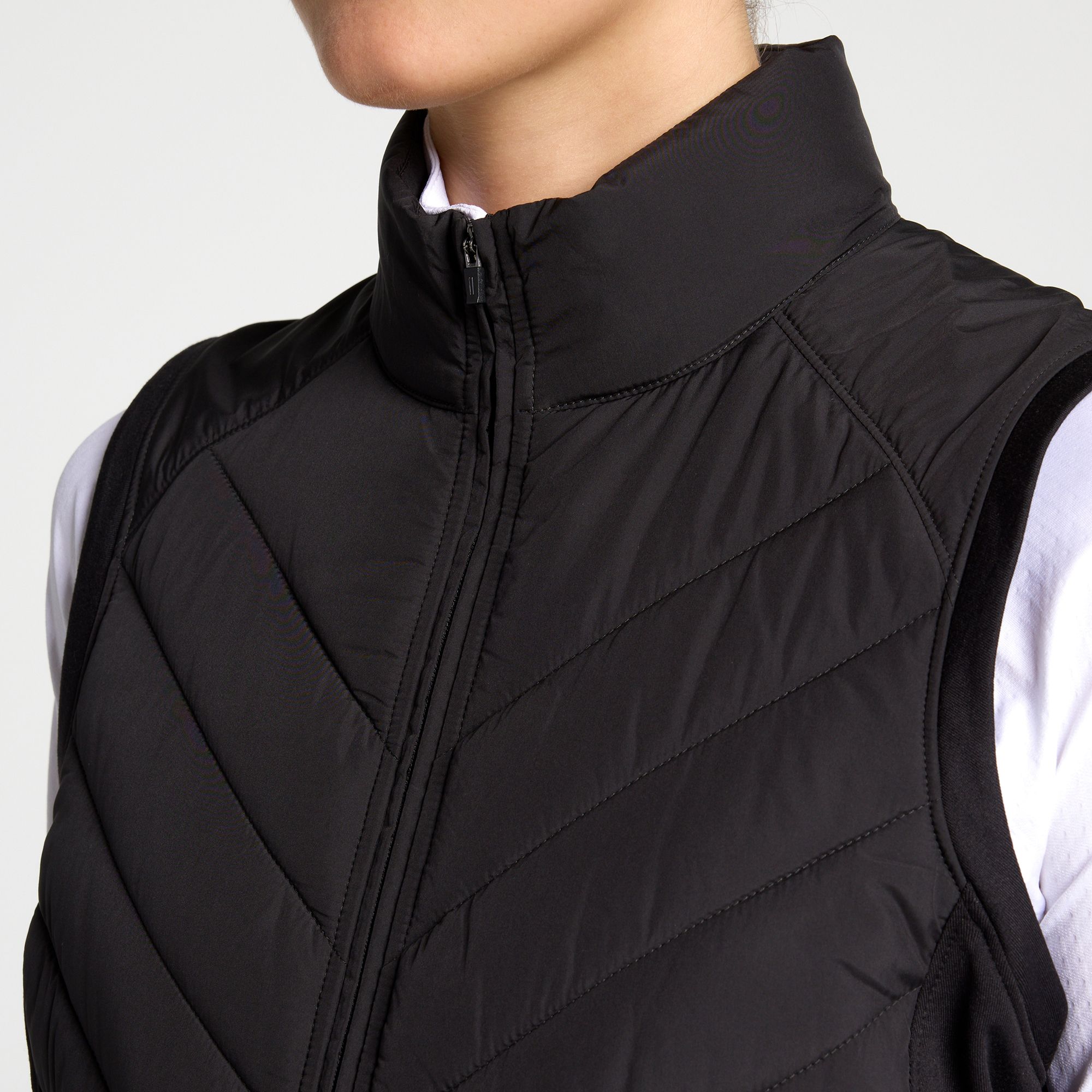 Walter Hagen Women's Performance 11 Quilted Golf Vest product image