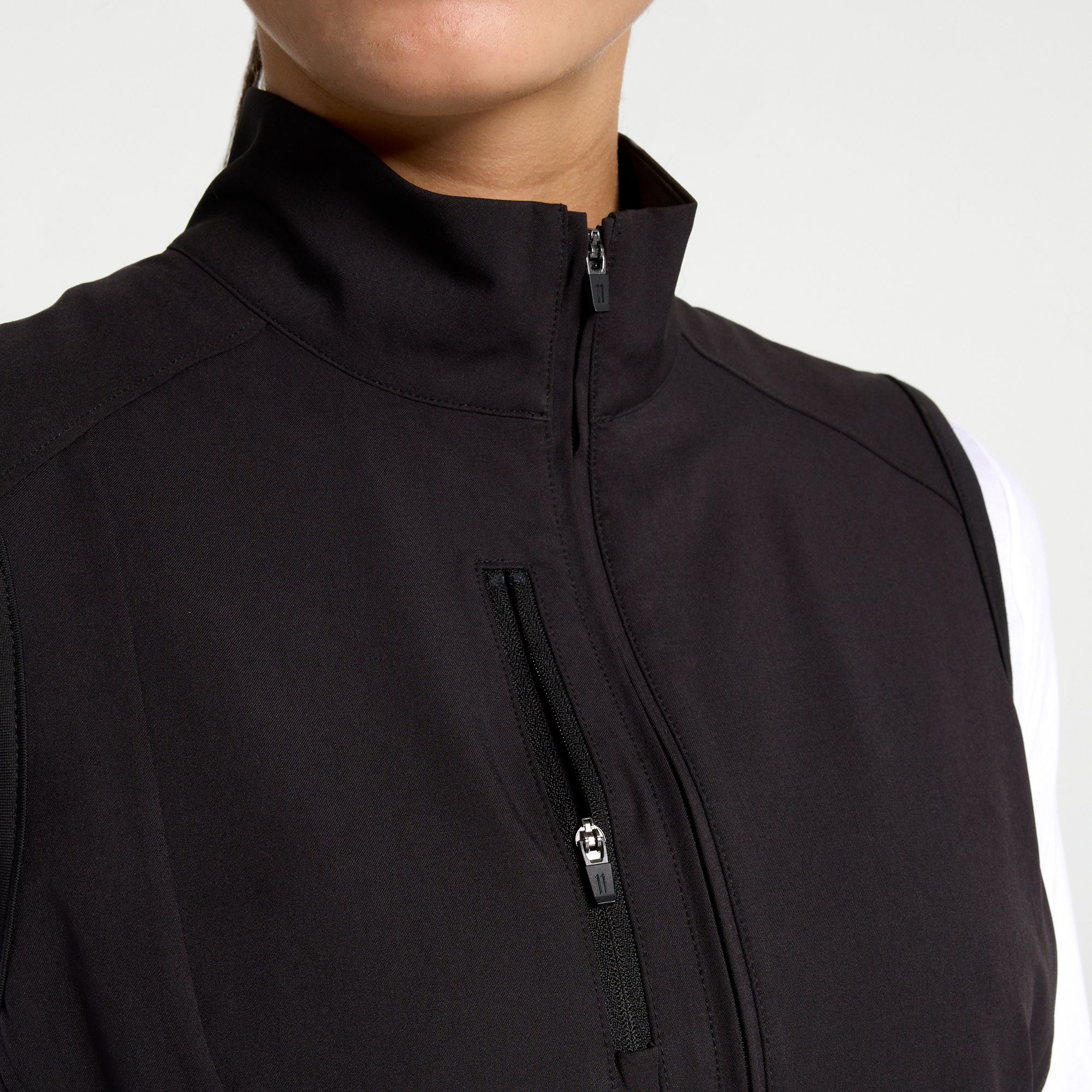 Walter Hagen Women's Performance 11 Lightweight Vest product image