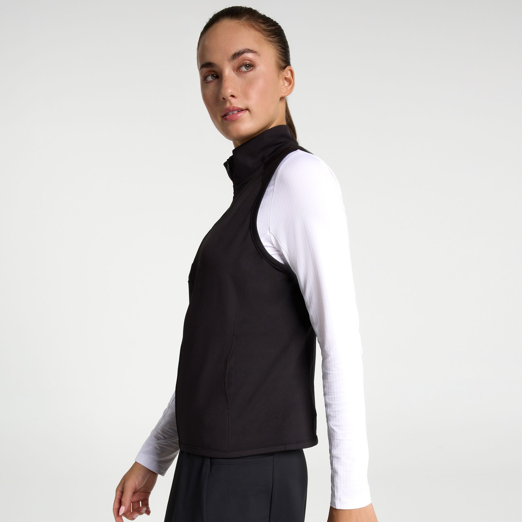 Walter Hagen Women's Performance 11 Lightweight Vest product image
