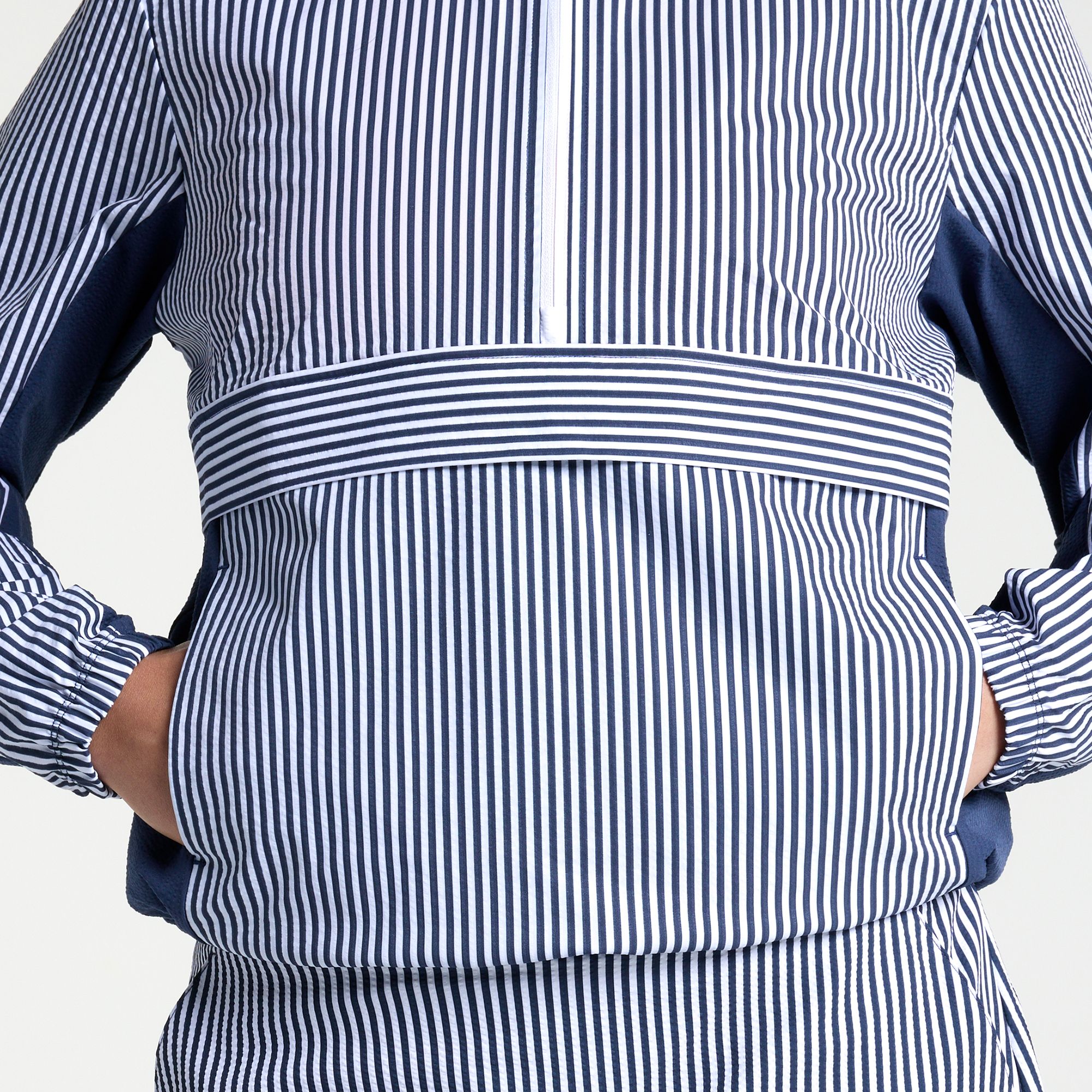 Walter Hagen Women's Performance 11 Seersucker 1/4 Zip product image