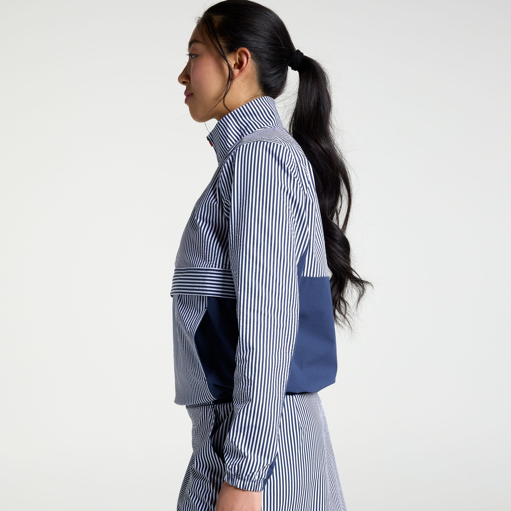 Walter Hagen Women's Performance 11 Seersucker 1/4 Zip product image