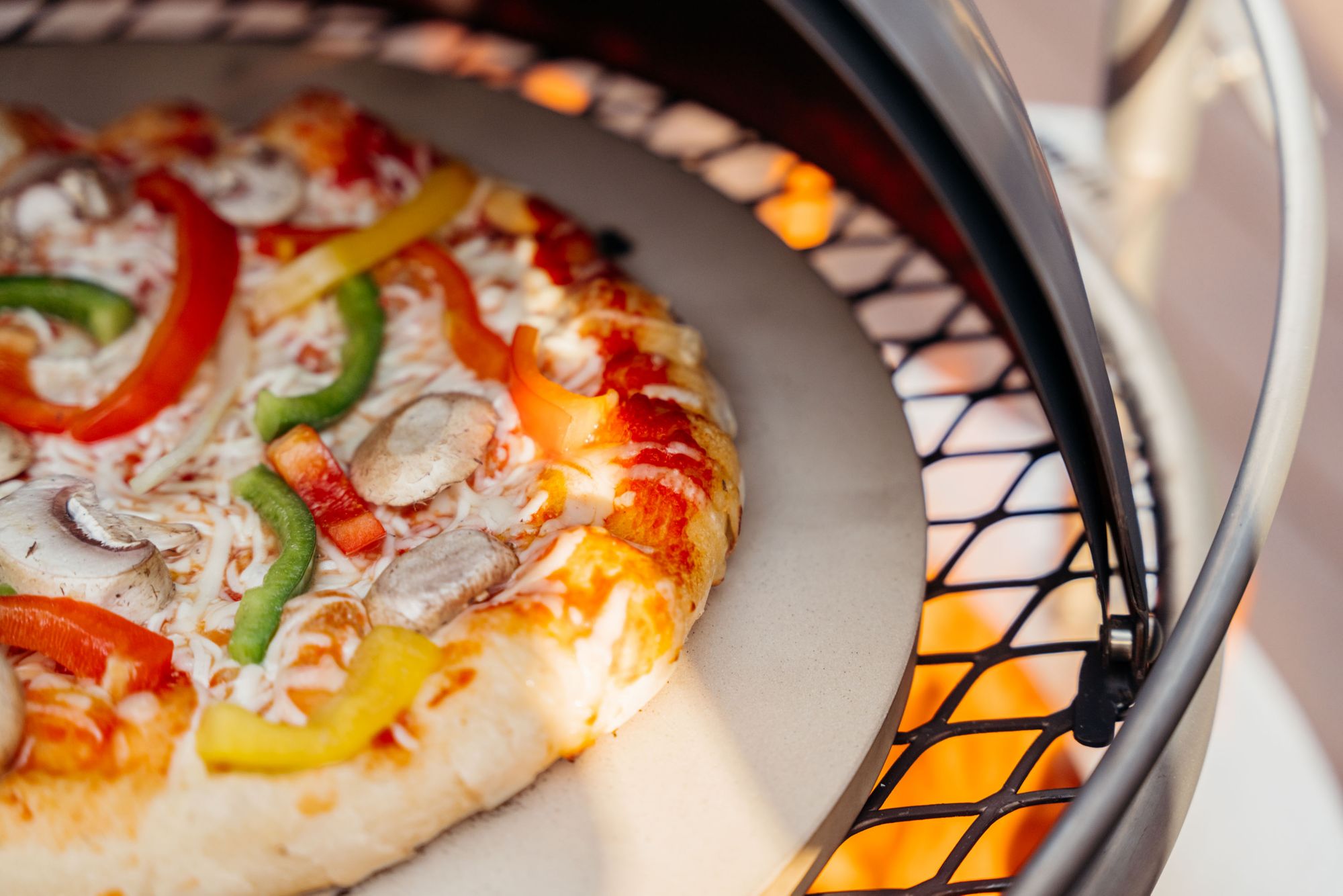 Breeo X19 Grill Dome With Pizza Stone product image